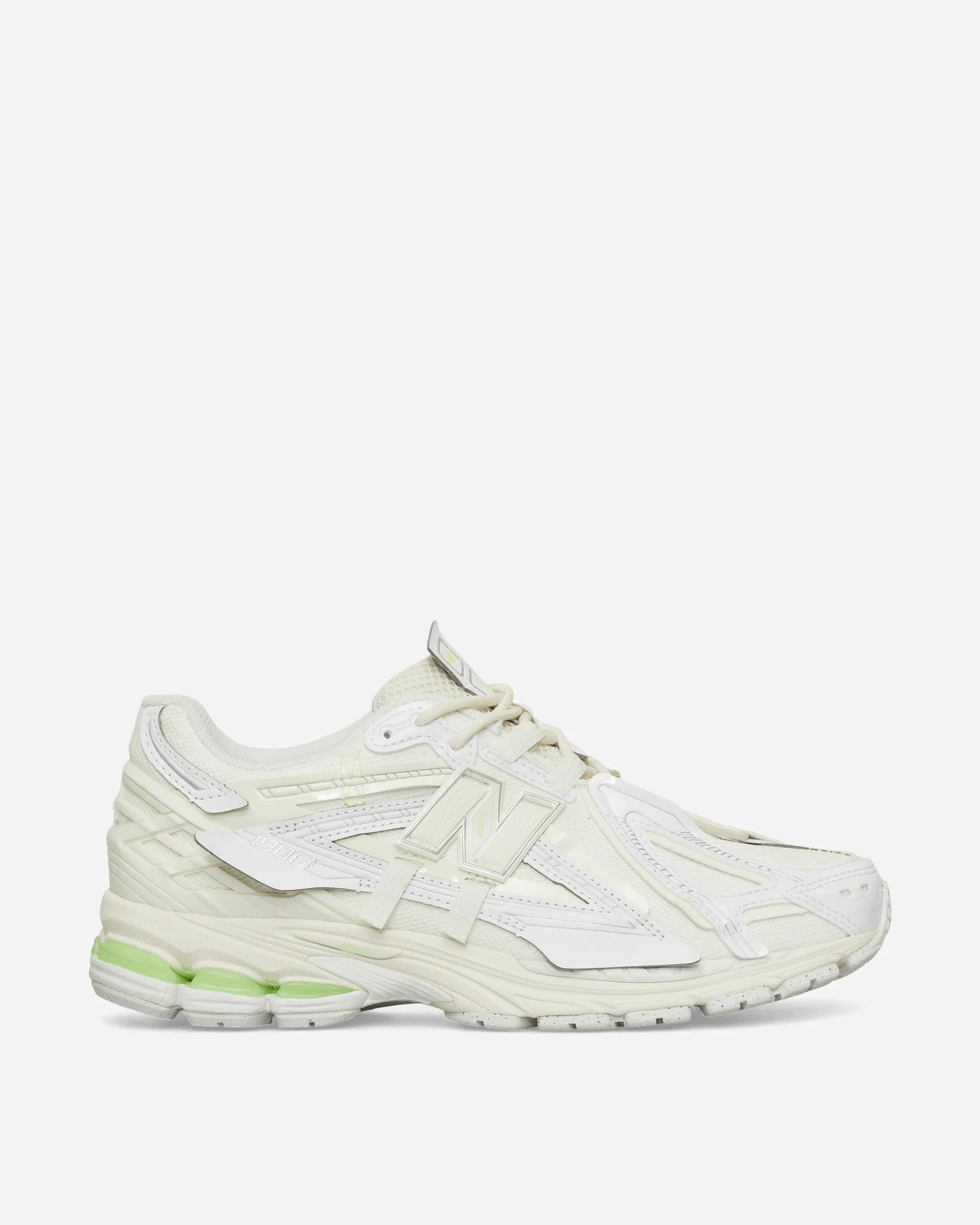 1906A Sneakers White / Mint Flash / Silver Metallic Wardrobe Base
