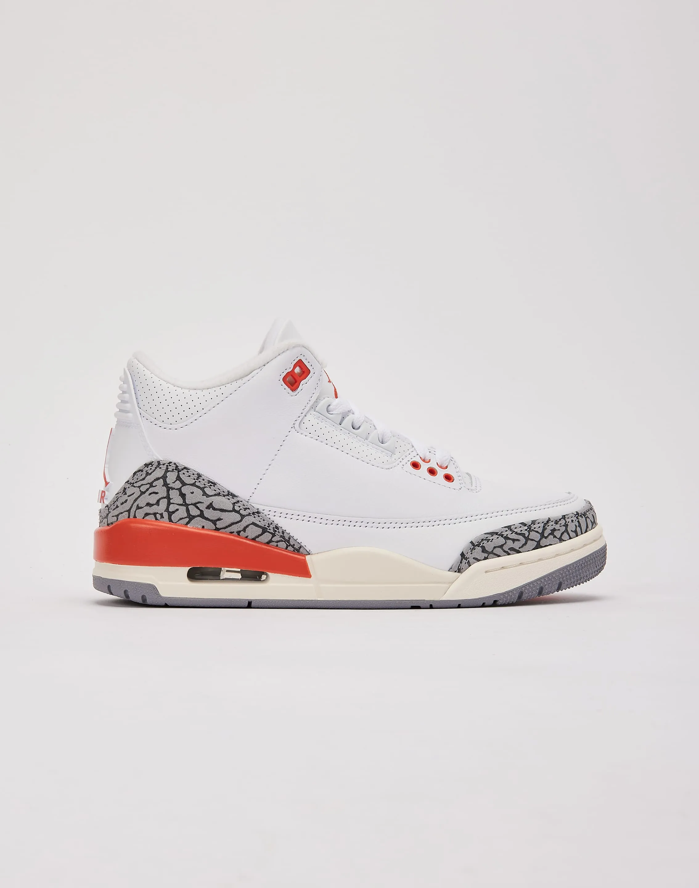 Moist Guard Play Hard Jordan Air Jordan 3 Retro 'Georgia Peach'