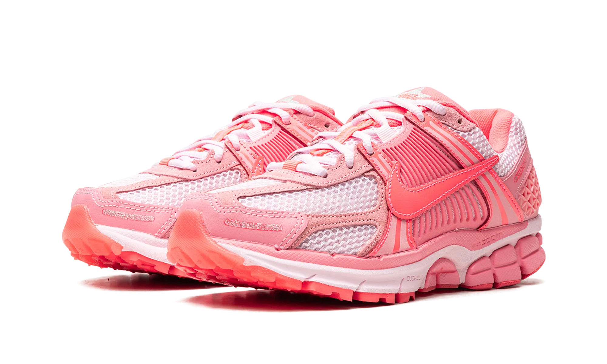 ZOOM VOMERO 5 WMNS "Triple Pink" motion - control