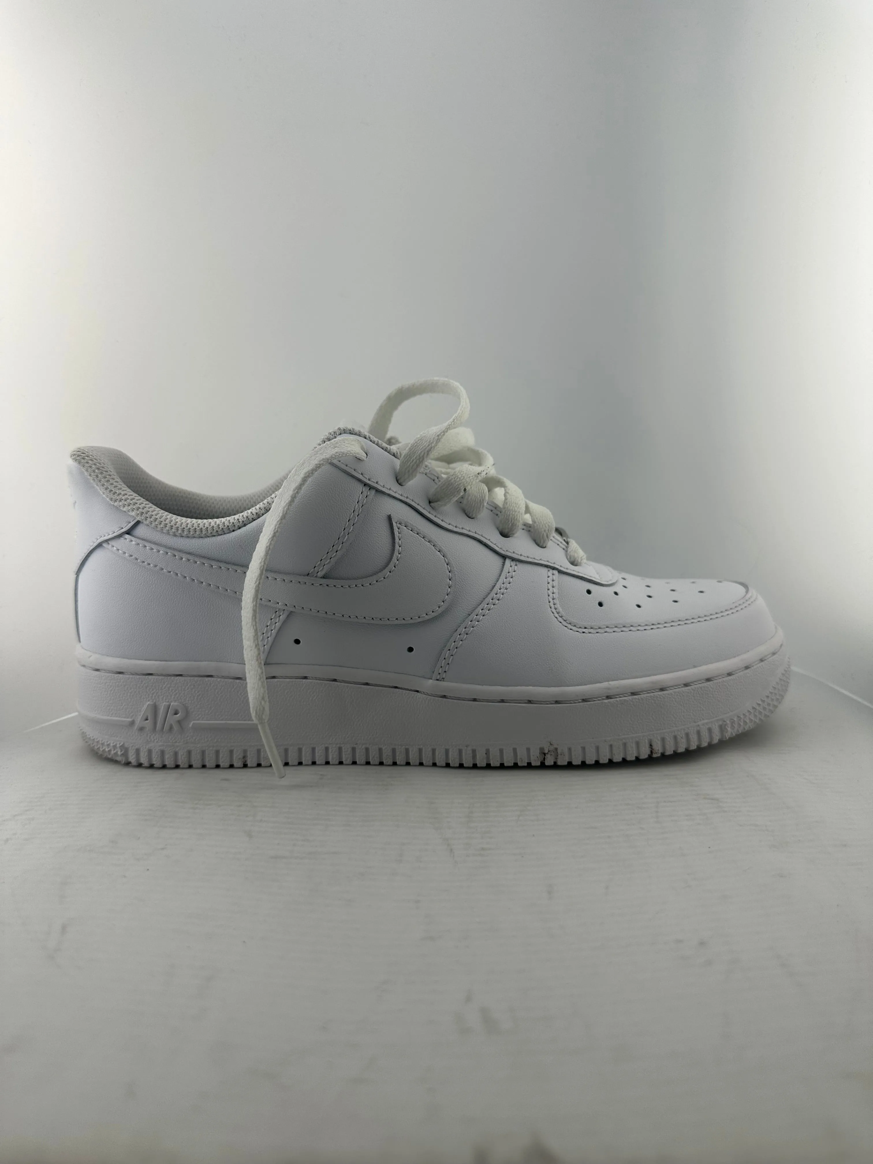 Outfit Upgrade Happy Steps Nike Air Force 1 Low '07 White (Women's)