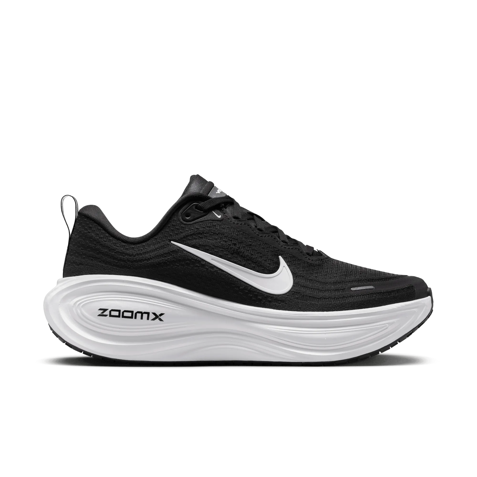 WOMEN'S VOMERO PLUS - B - BLACK / WHITE color - coordinated shoes