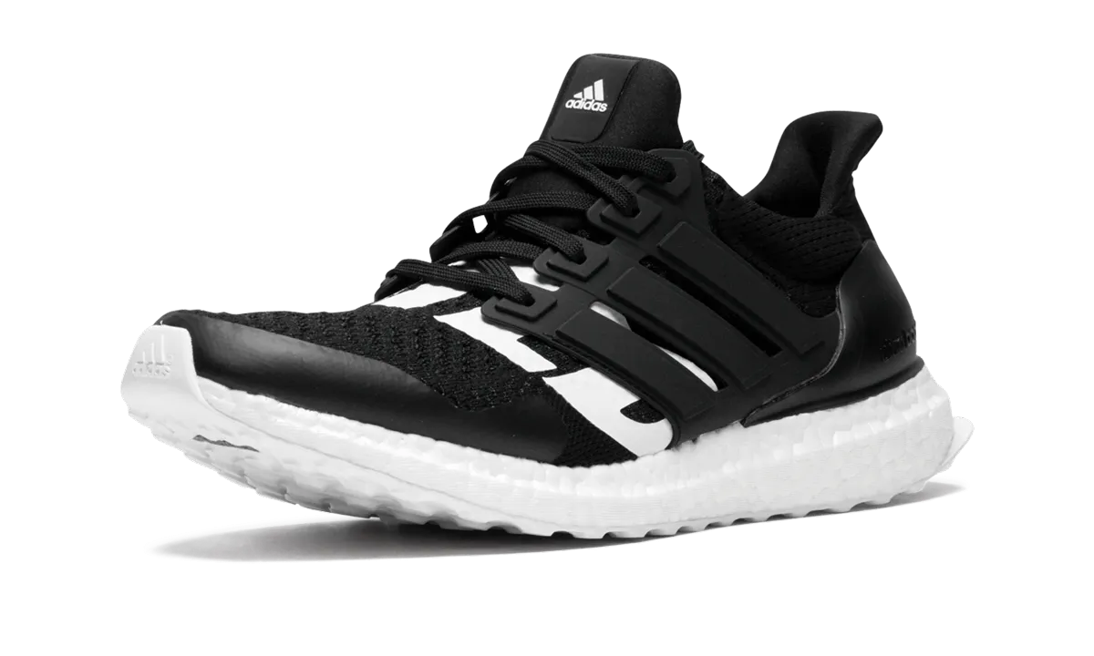 Ultraboost UNDFTD "Undefeated" City Look