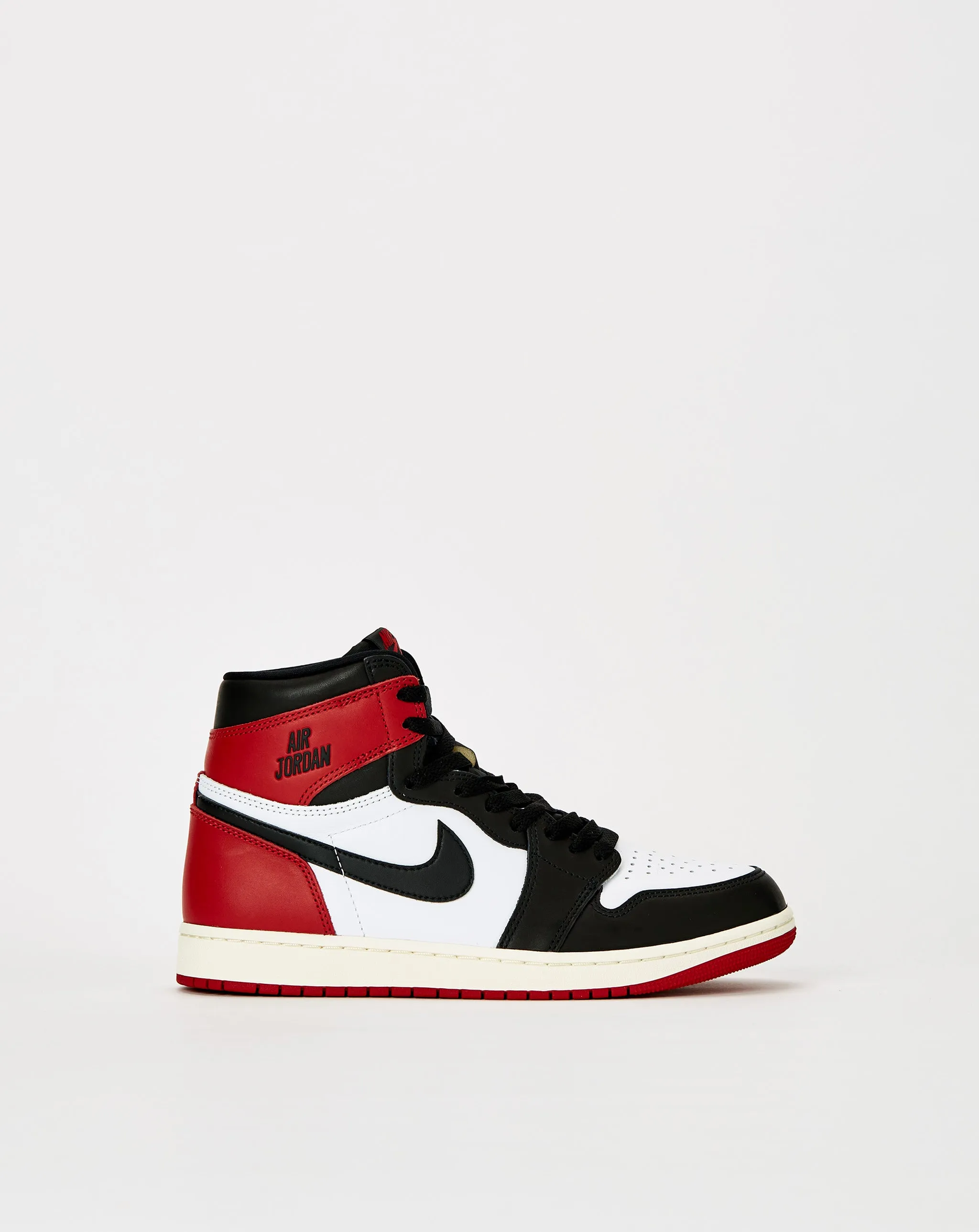 Tone Play Week Easy Air Jordan 1 Retro High 'Black Toe Reimagined'