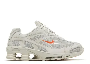 Nike Shox Ride 2 Light Bone Turf Orange stylish aesthetics shoes running with a visor