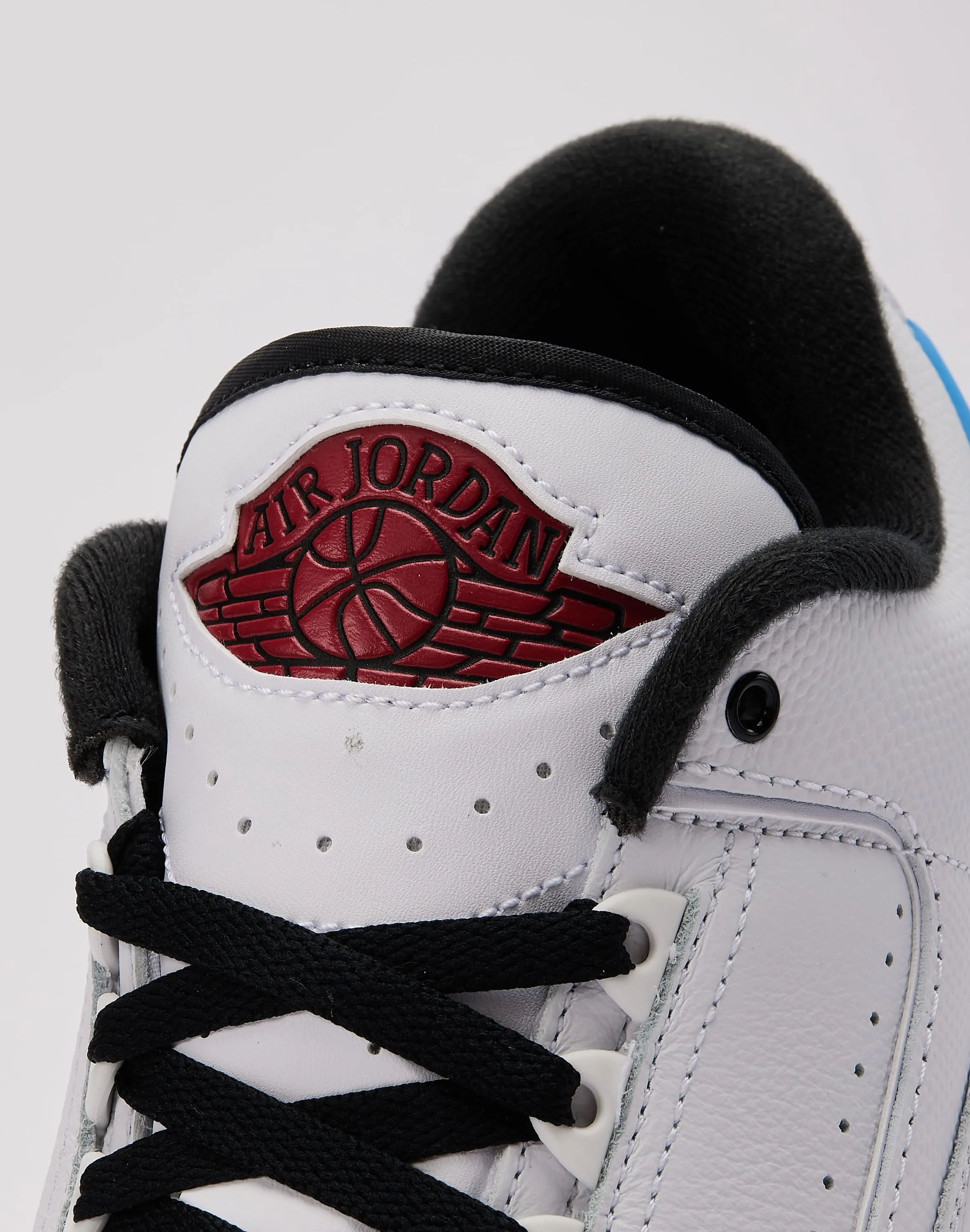 Jordan 2/3 Polish Look Step Ahead