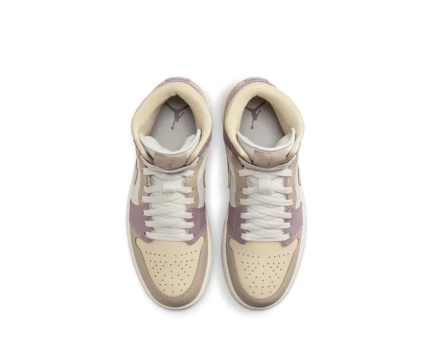 Air Jordan 1 Mid W Stylish Go City Chic