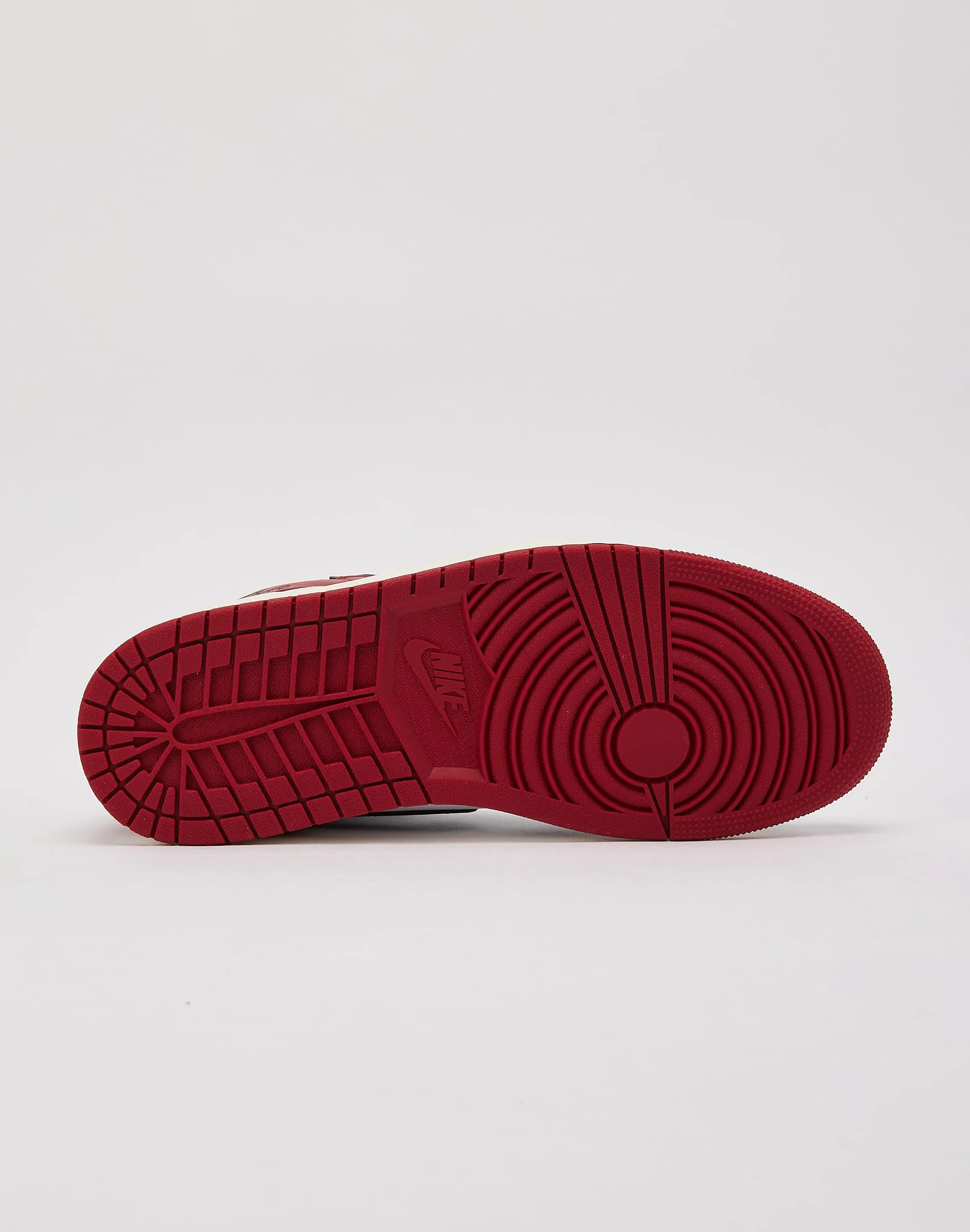 Jordan Air Jordan 1 Retro High OG 'Black Toe Reimagined' ergonomic Anti Slip