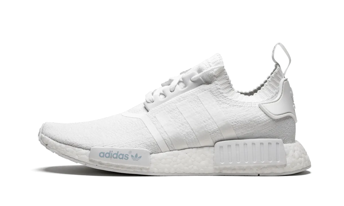 Star Step NMD_R1 PK