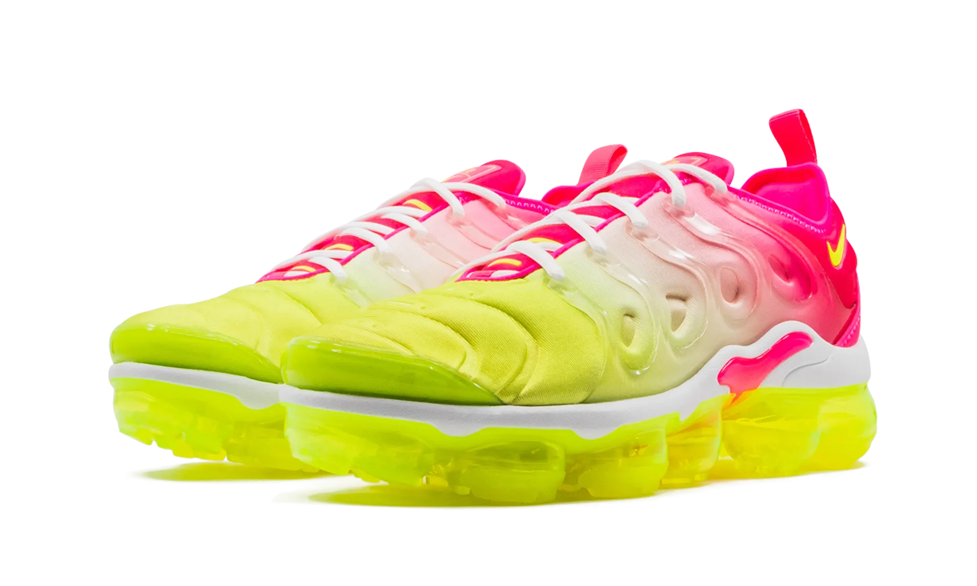AIR VAPORMAX PLUS MNS WMNS running in a lake area shoes physical fitness