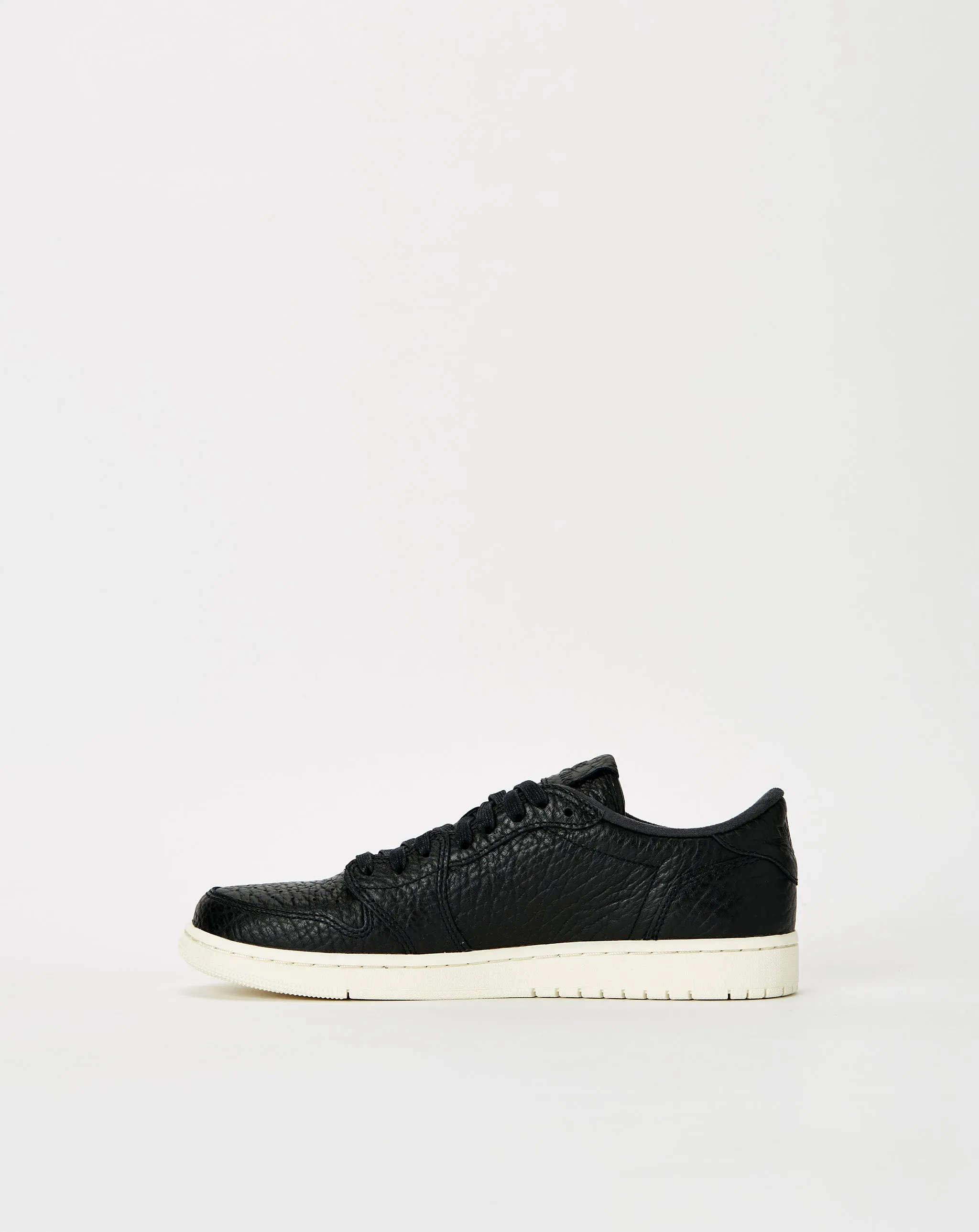 Flexibility Feature Air Jordan 1 Retro Low