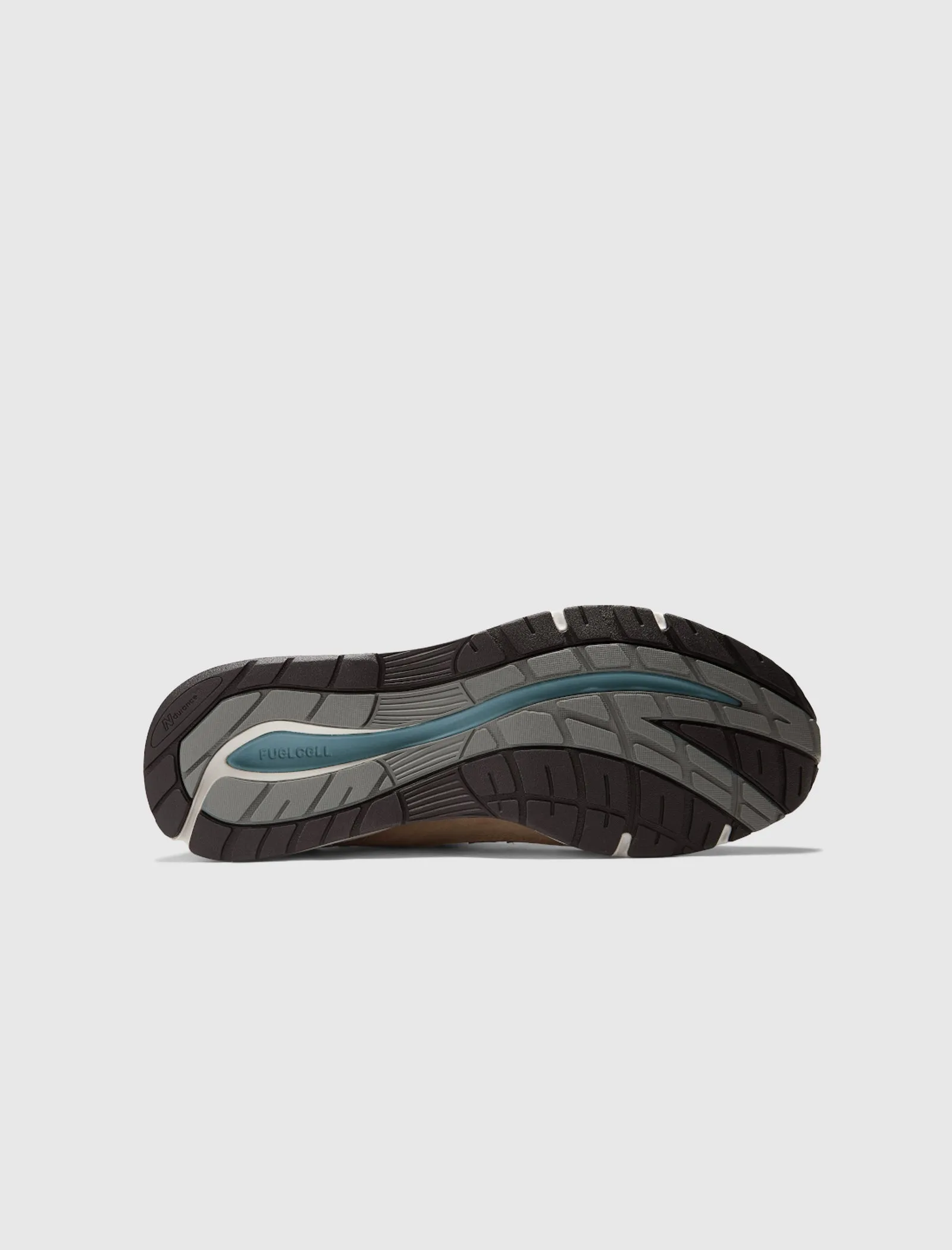 MADE IN UK 991 V2 "CEMENT" Shock absorption