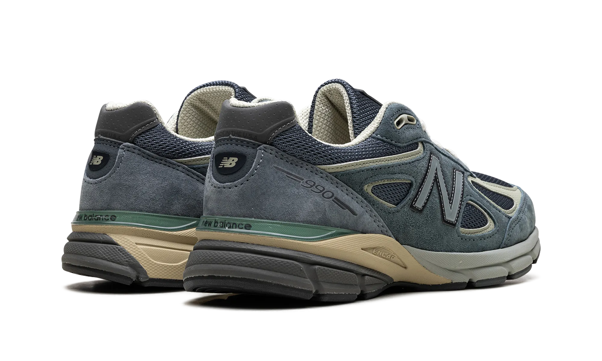 990v4 "AURALEE - Dusty Blue" Glide Hike Plain look