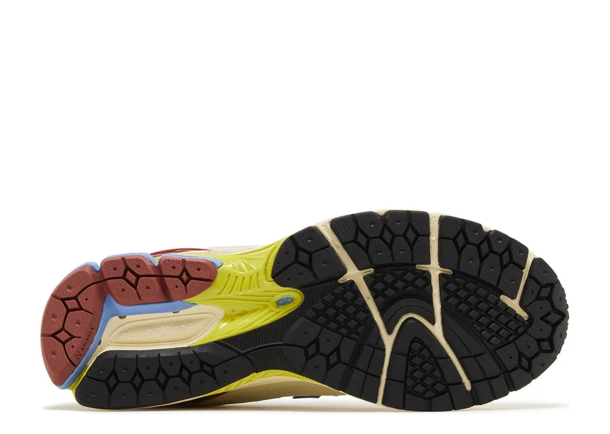 Relax Walk Cushioned Fit New Balance 1906R Dawn Glow Tamarind