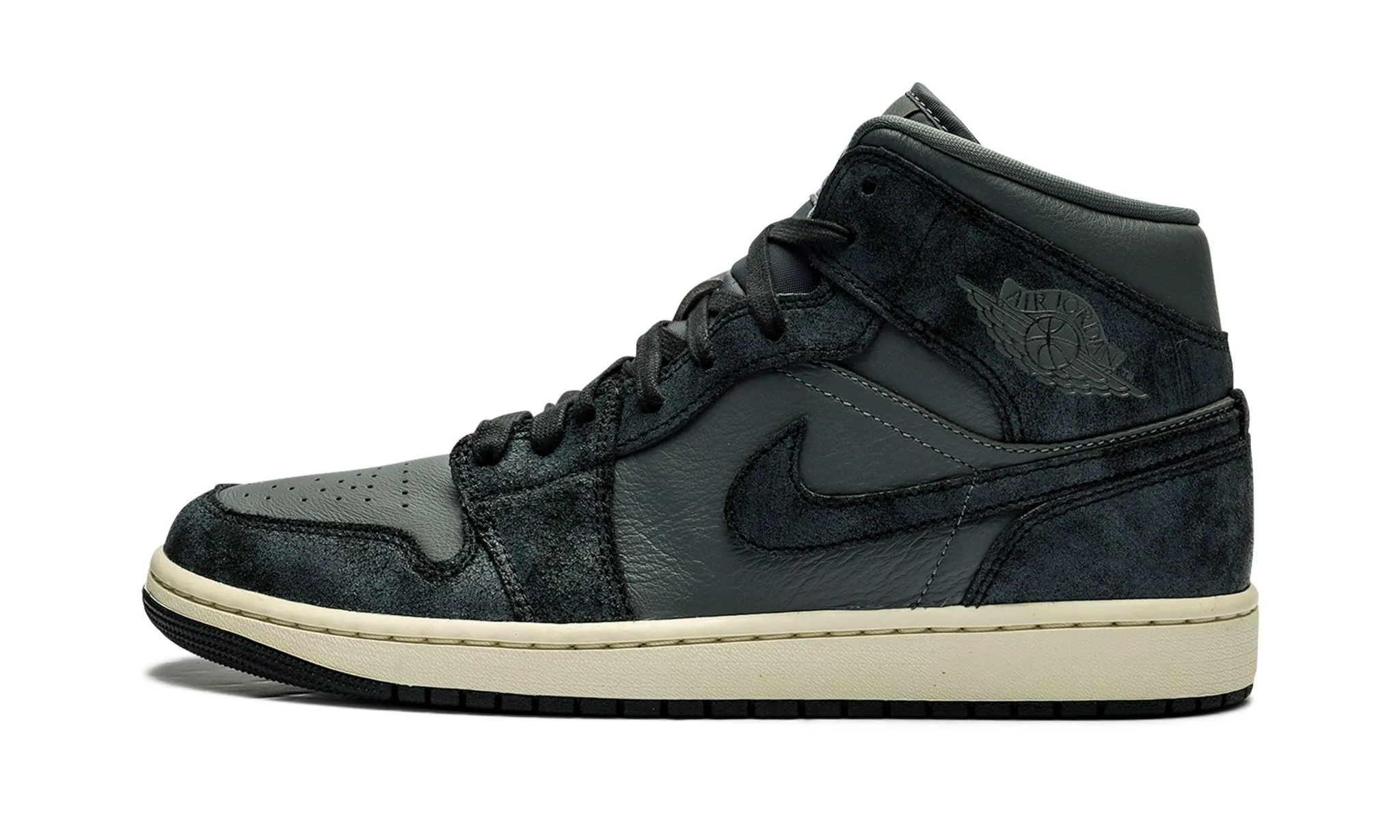 Wmns Air Jordan 1 Mid 'Distressed Smoke Grey' warm weather