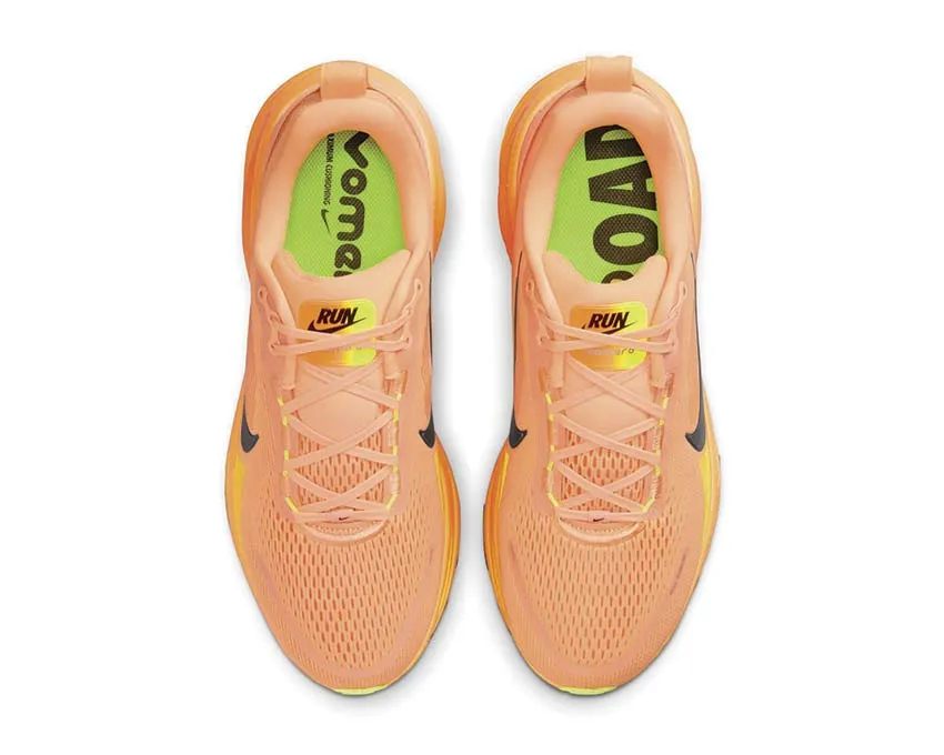 evening running gear Nike Vomero 18 "Orange Chalk"