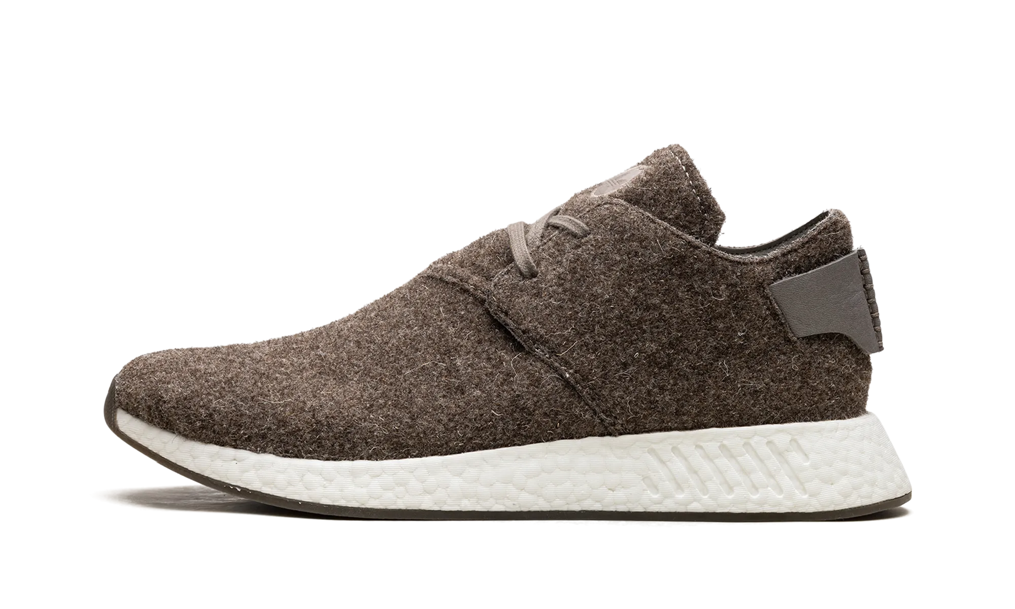 WH NMD C2 Chukka Lightweight Walk Throw Step
