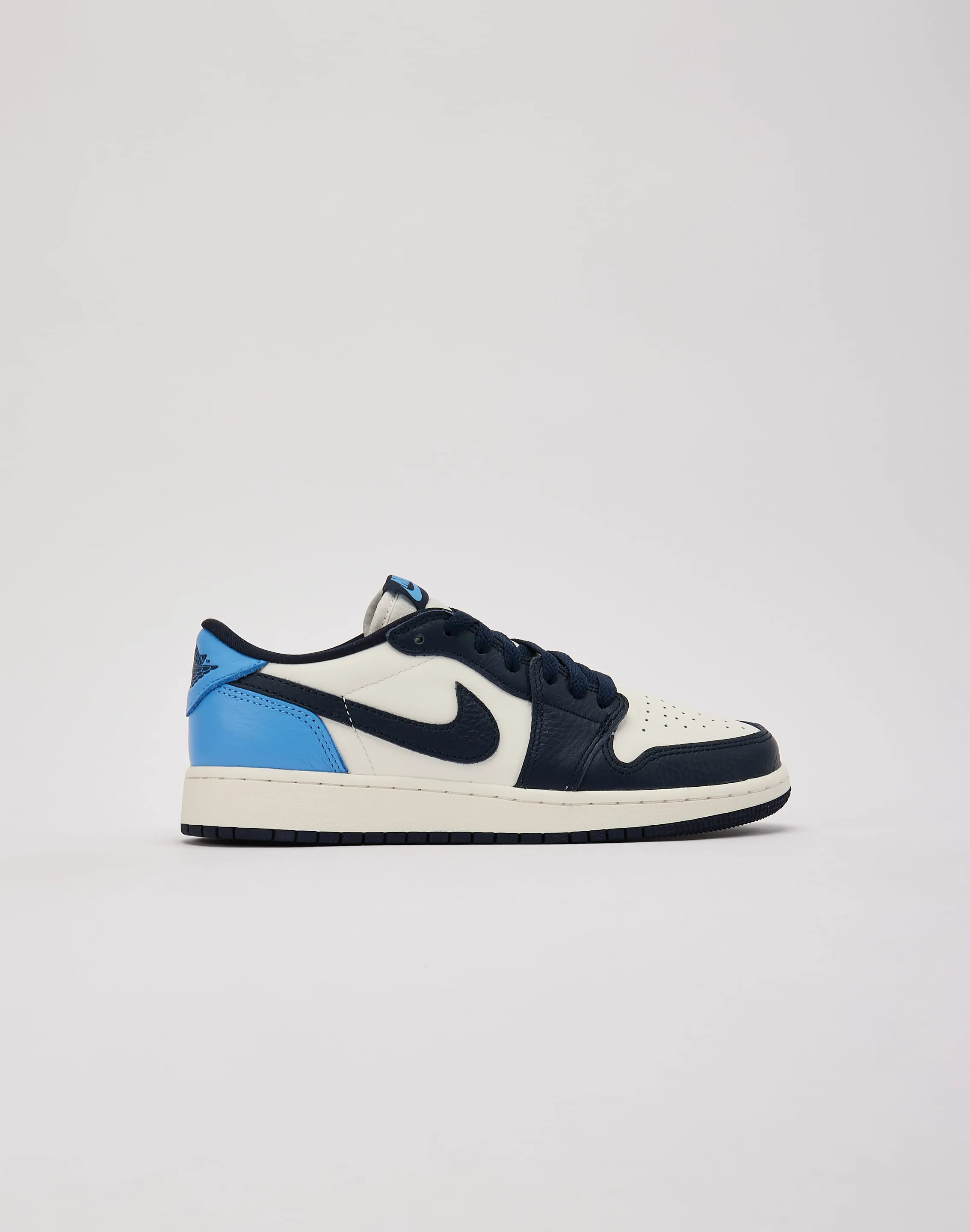 Jordan Air Jordan 1 Retro Low OG 'Obsidian' Grade-School forest walk