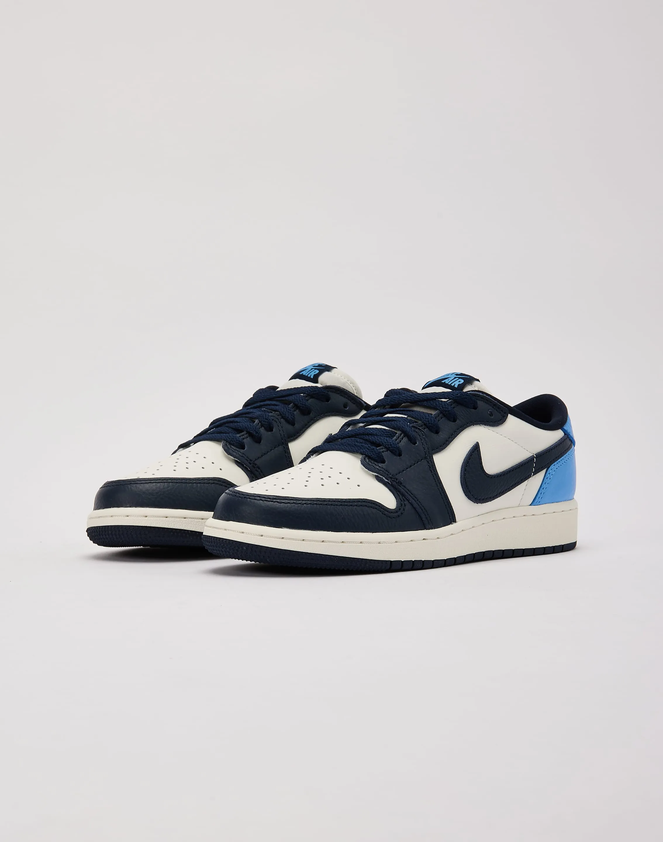 Jordan Air Jordan 1 Retro Low OG 'Obsidian' Grade-School Stage Pop Shine Tone