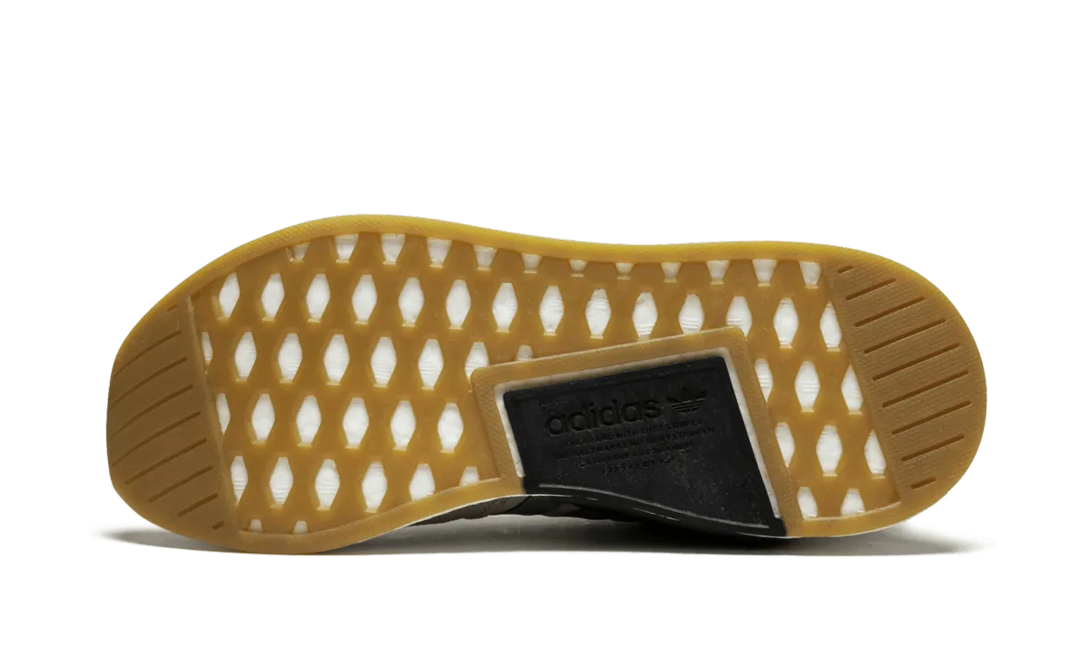 NMD_R2 Subtle Edge Party Ready