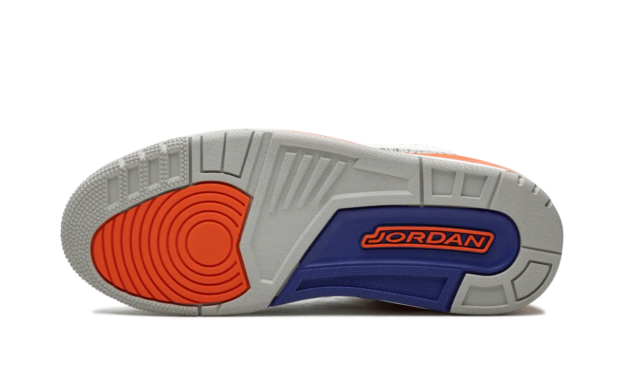 Air Jordan 3 Retro "Knicks" Smooth Padding Stone Walk