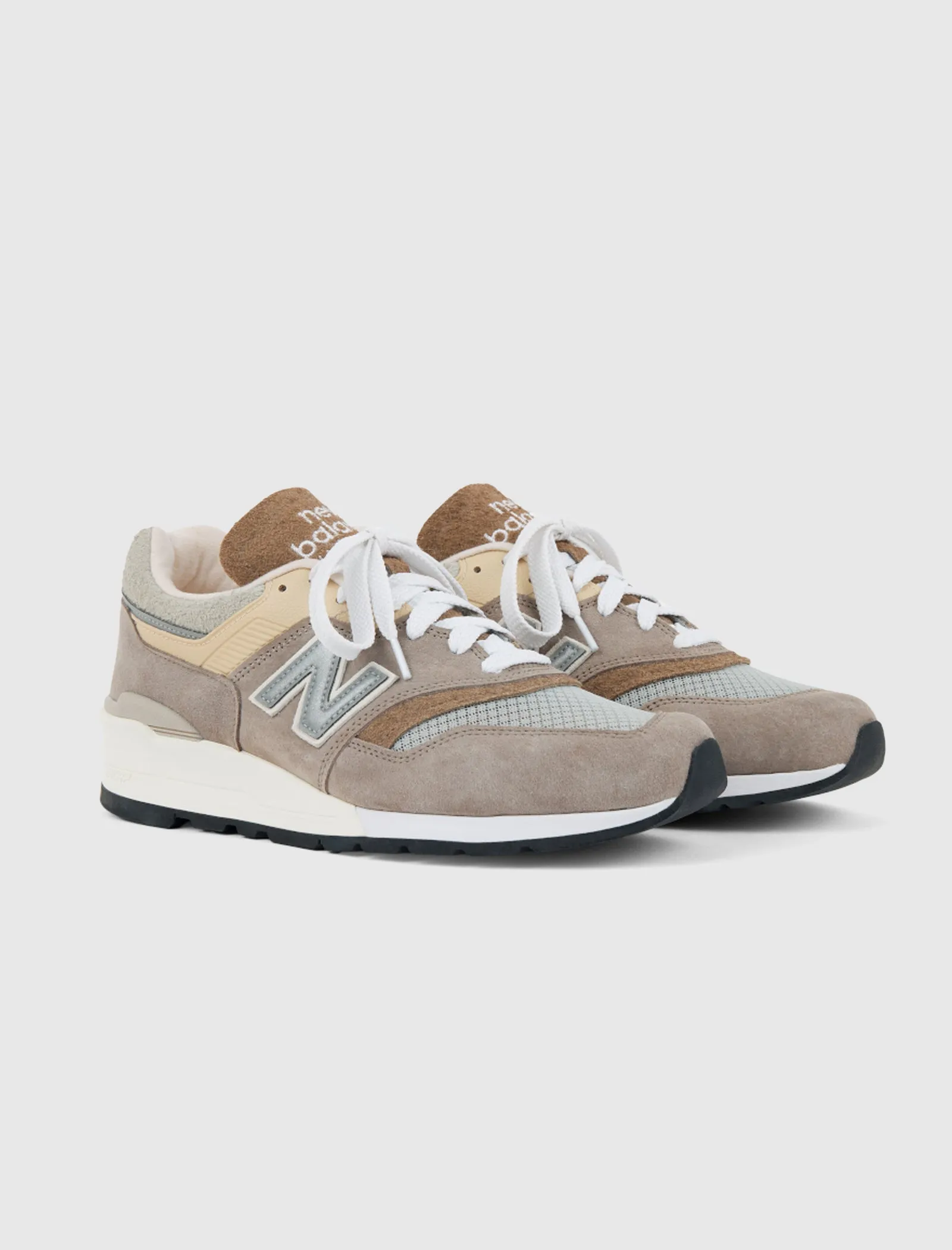 MADE IN USA 997 "LIGHT MUSHROOM" Synthetic
