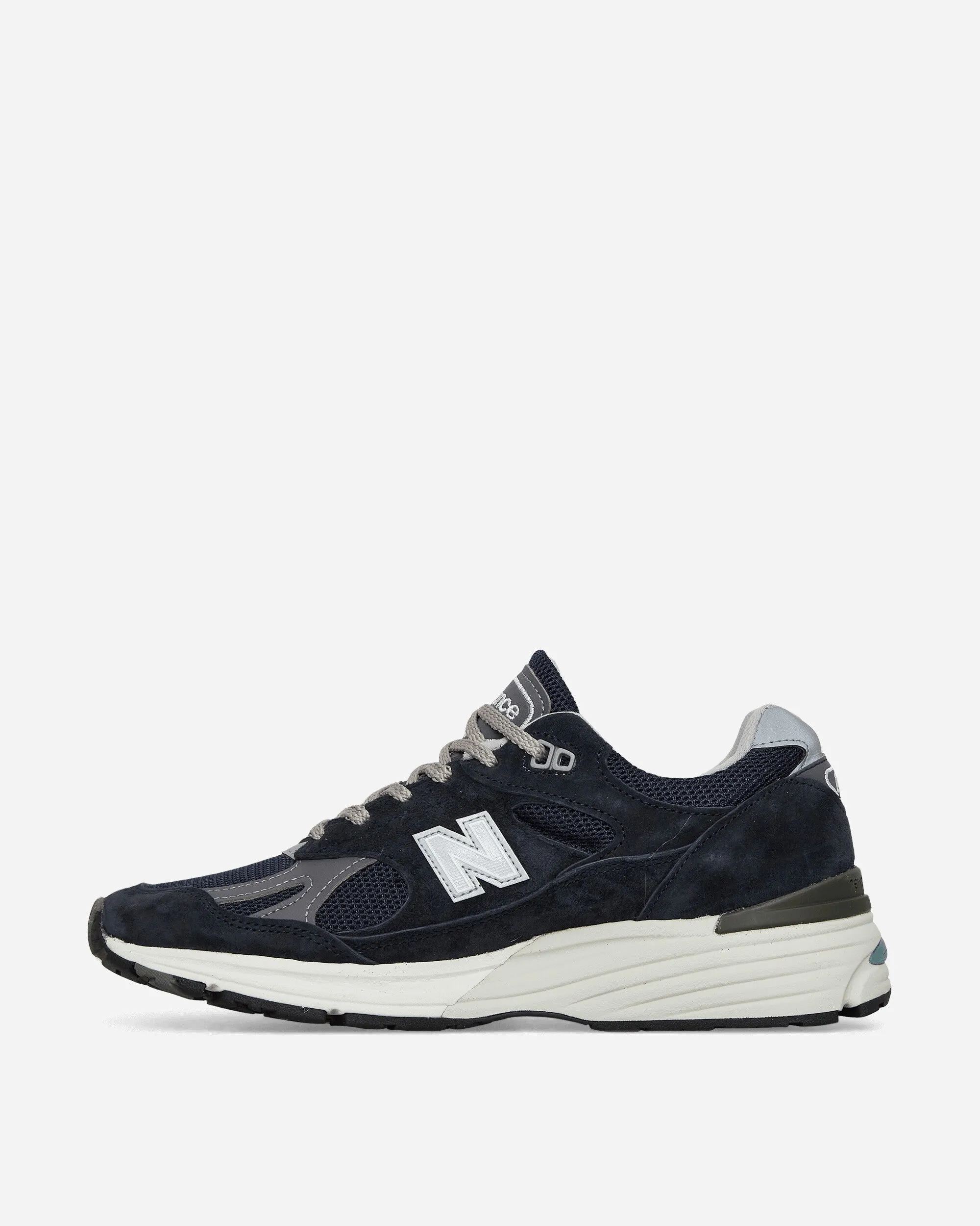 Made in UK 991v2 Sneakers Dark Navy / Smoked Pearl / Silver Dual Tone