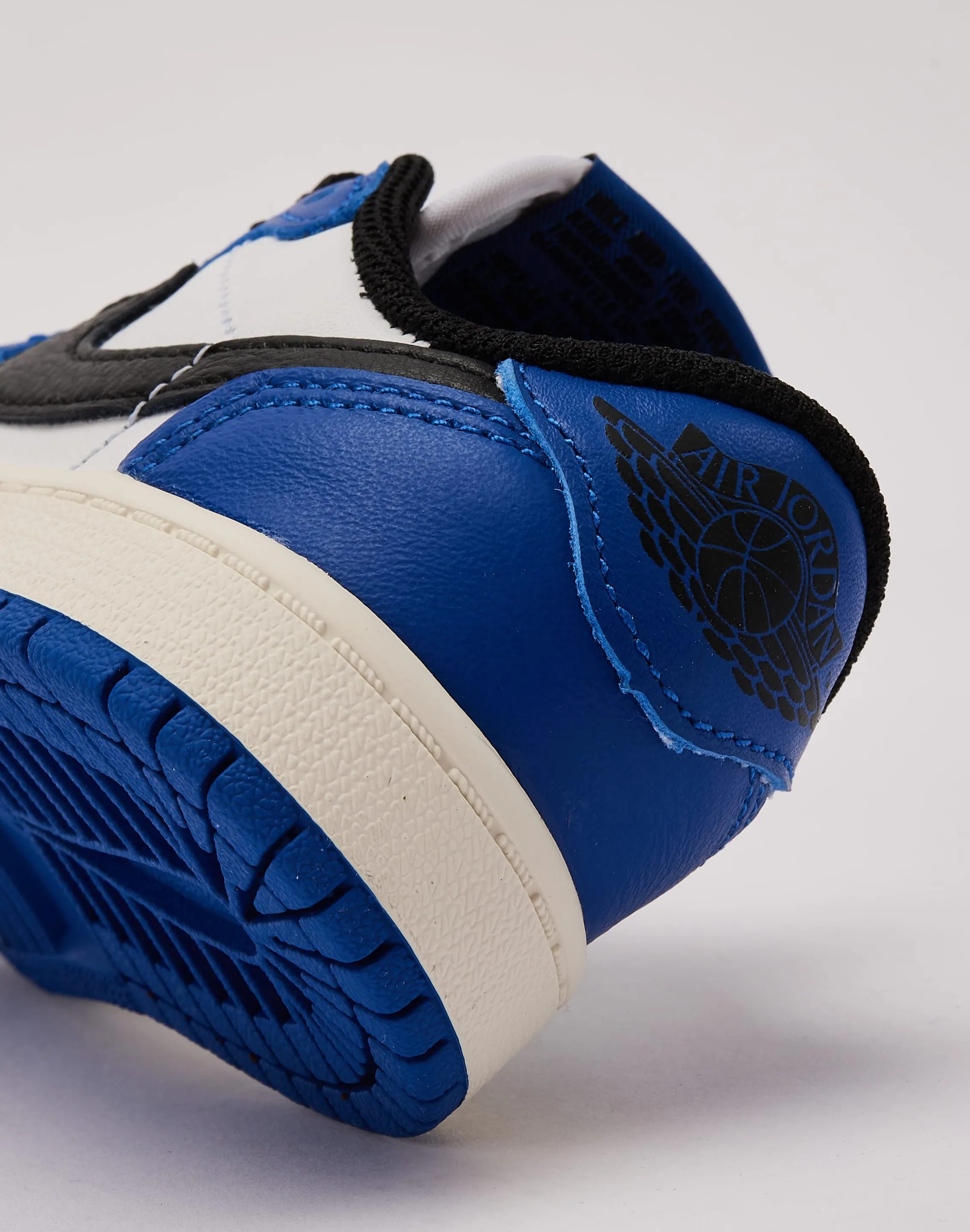 Court Fast Street Edge Jordan Air Jordan 1 Retro Low OG 'Game Royal' Pre-School