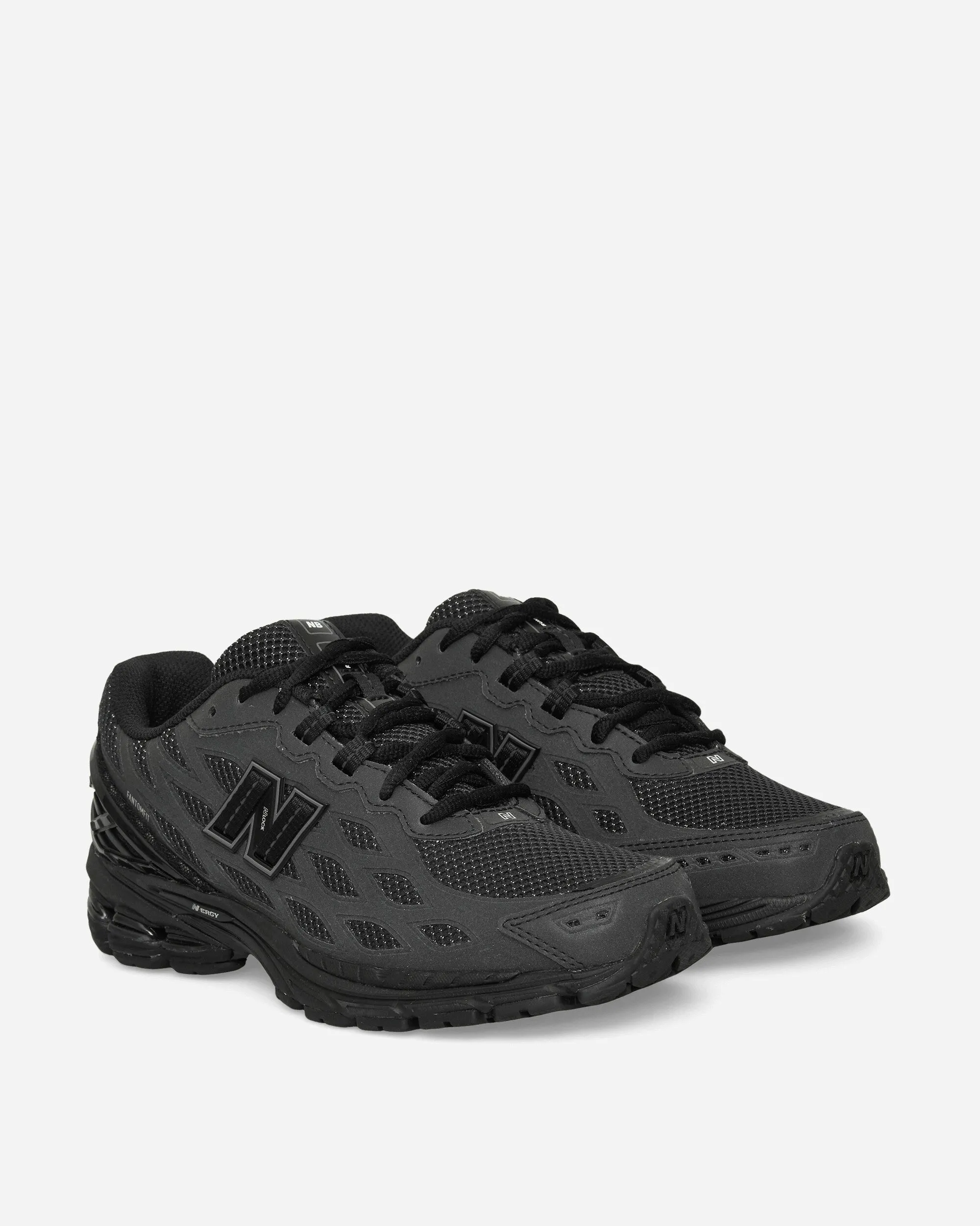 1906W Sneakers Black / Silver Metallic Foot Support Wind Block