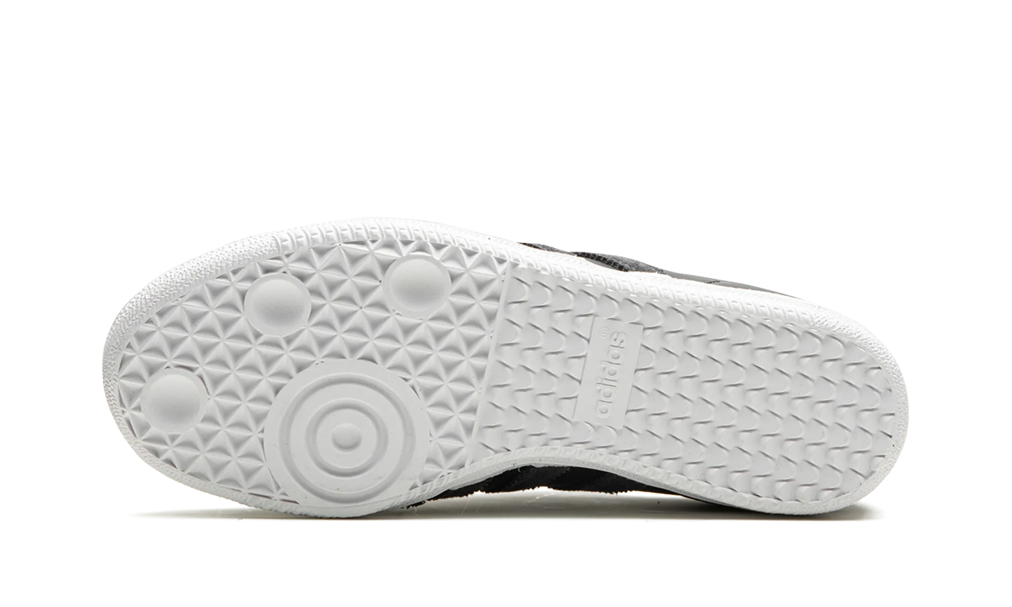 Energy return Timeless Style Footwear Samba Adv "Carbon"