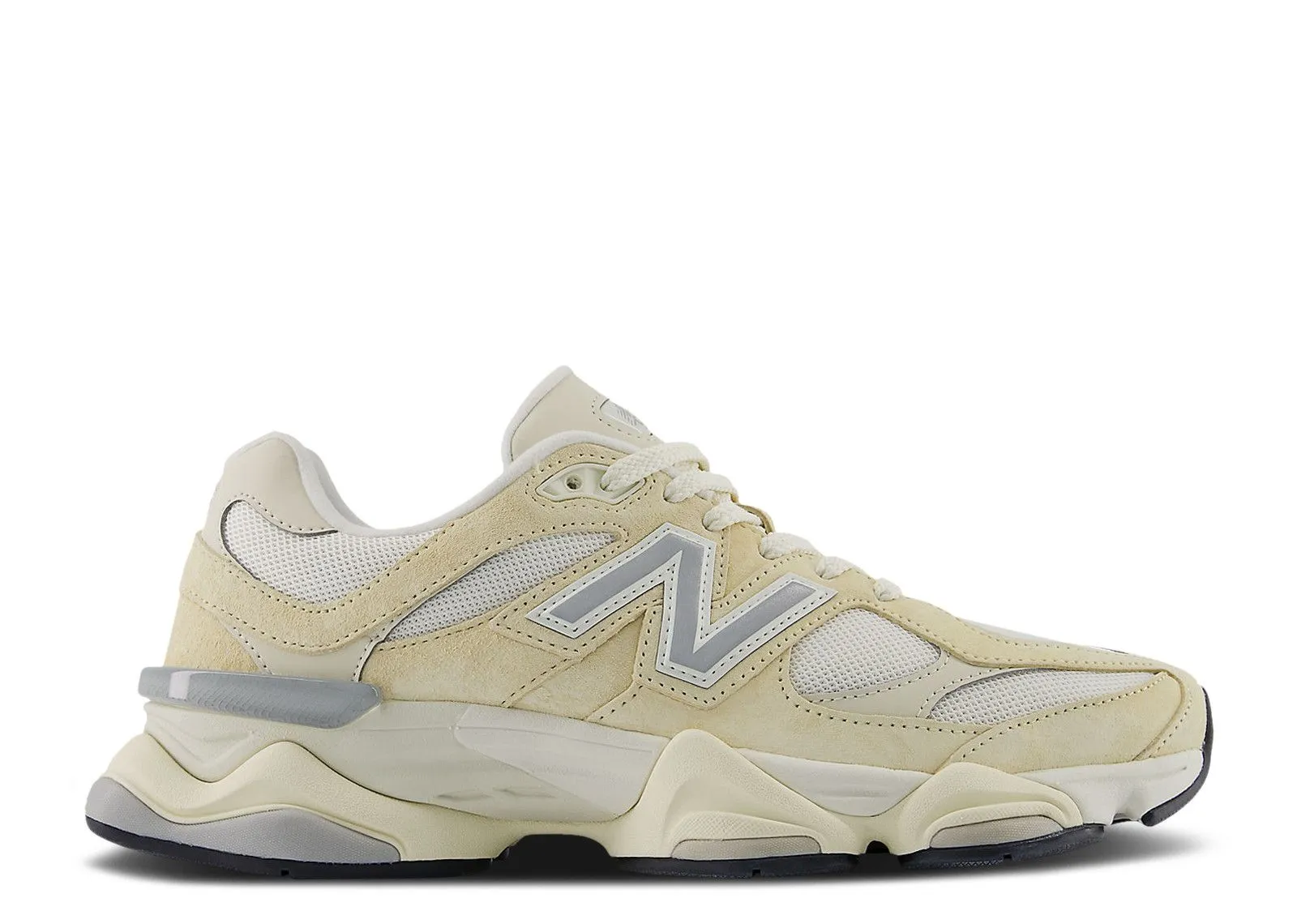Quick Hike New Balance 9060 Calcium Sea Salt
