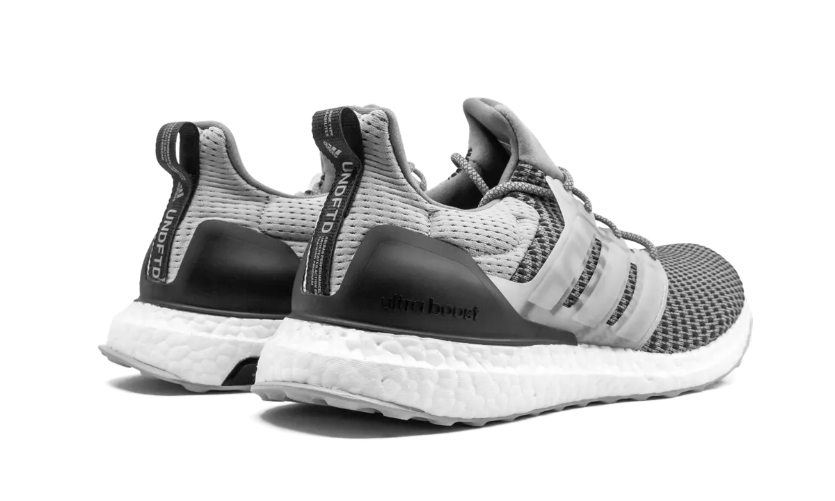 Ultraboost UNDFTD "Undefeated" Ergo Build Comfy Walk
