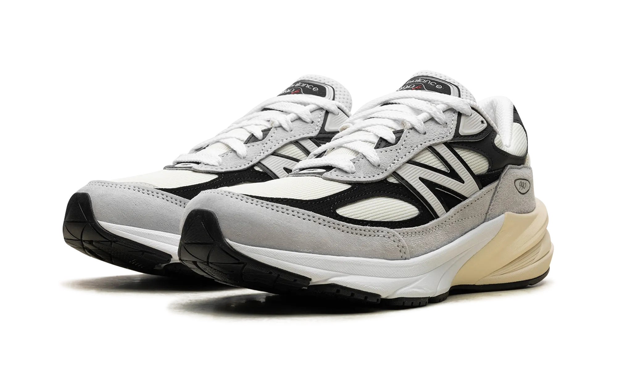 Port Walk 990v6 "Made in USA - Grey / Black"