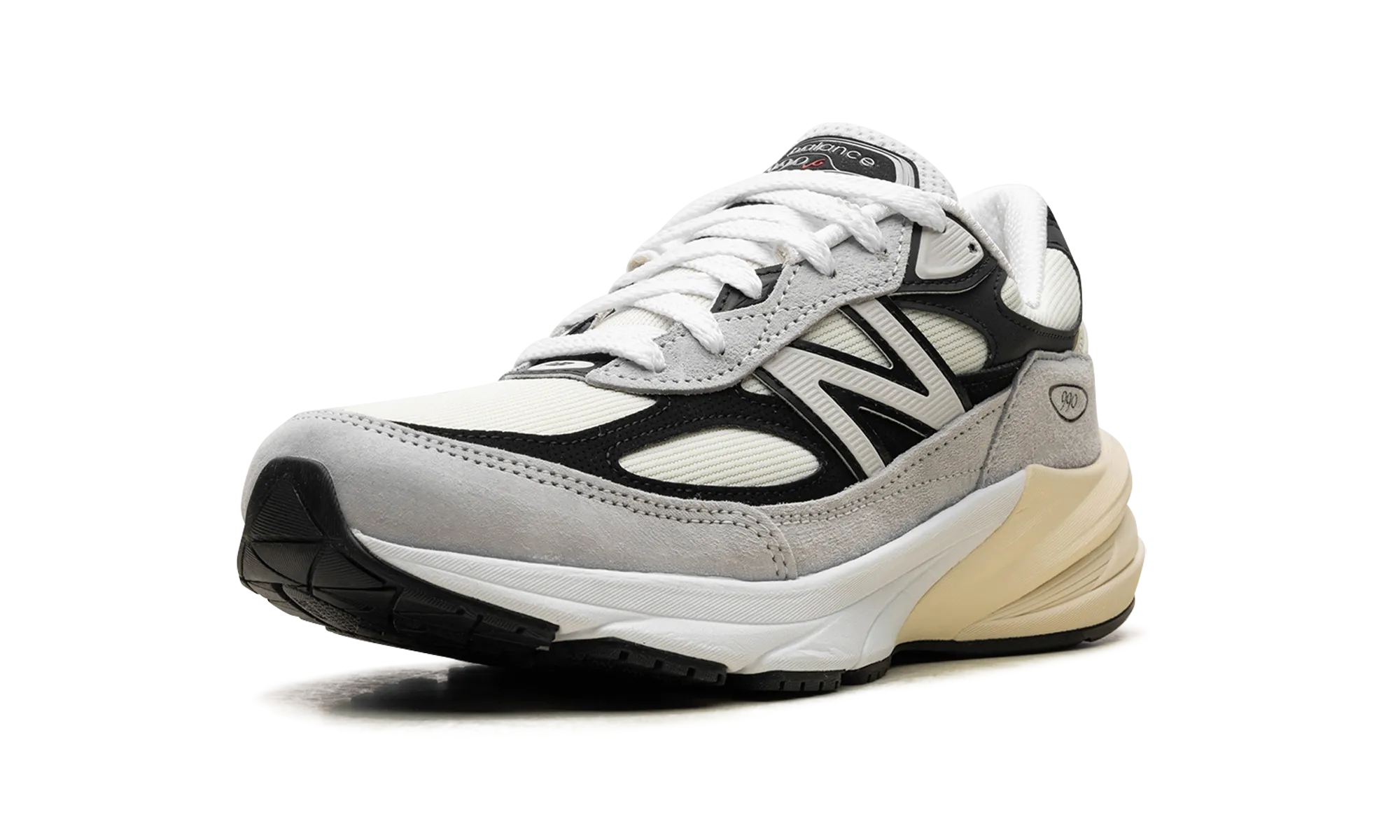 990v6 "Made in USA - Grey / Black" Lake Side