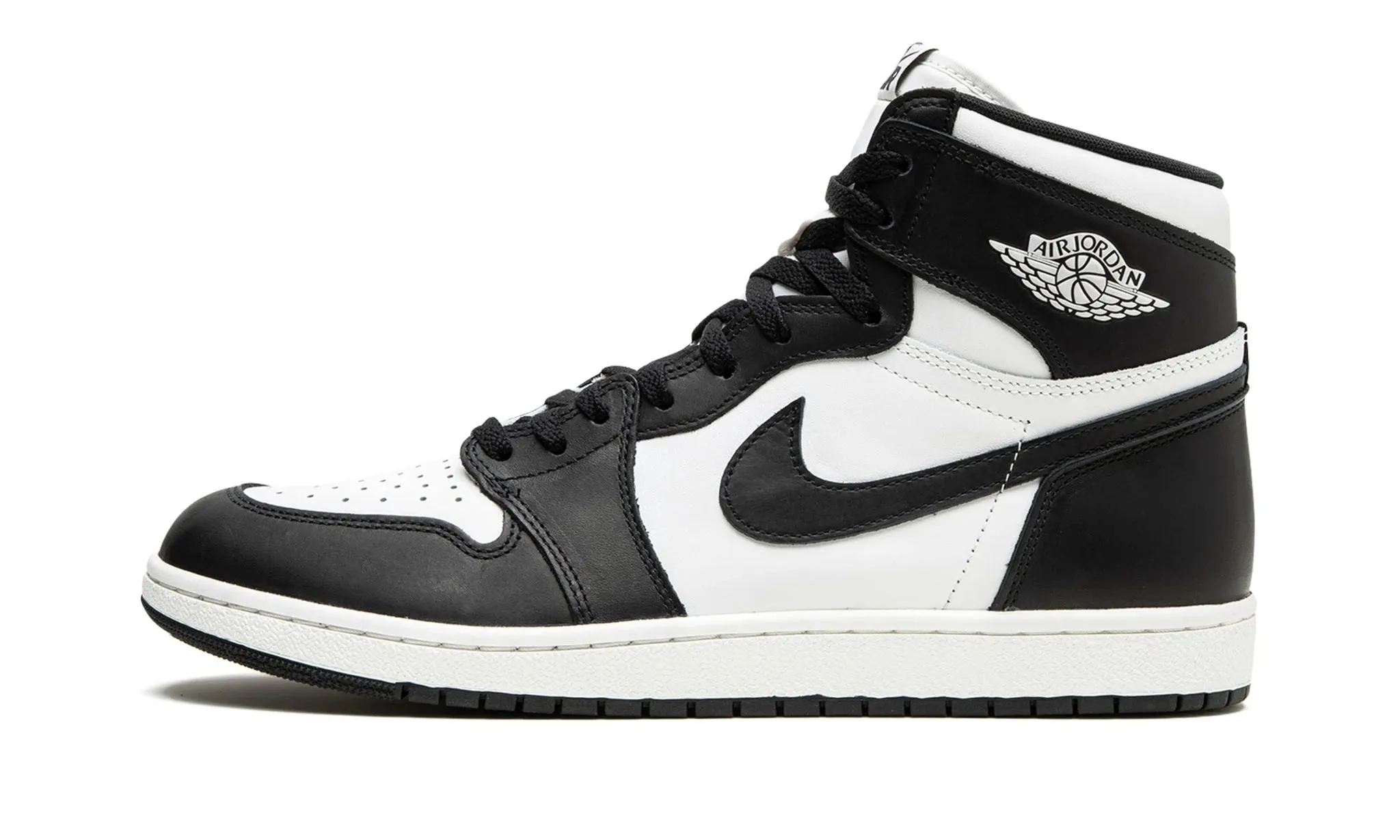Air Jordan 1 Retro High '85 OG Black White Effortless Look