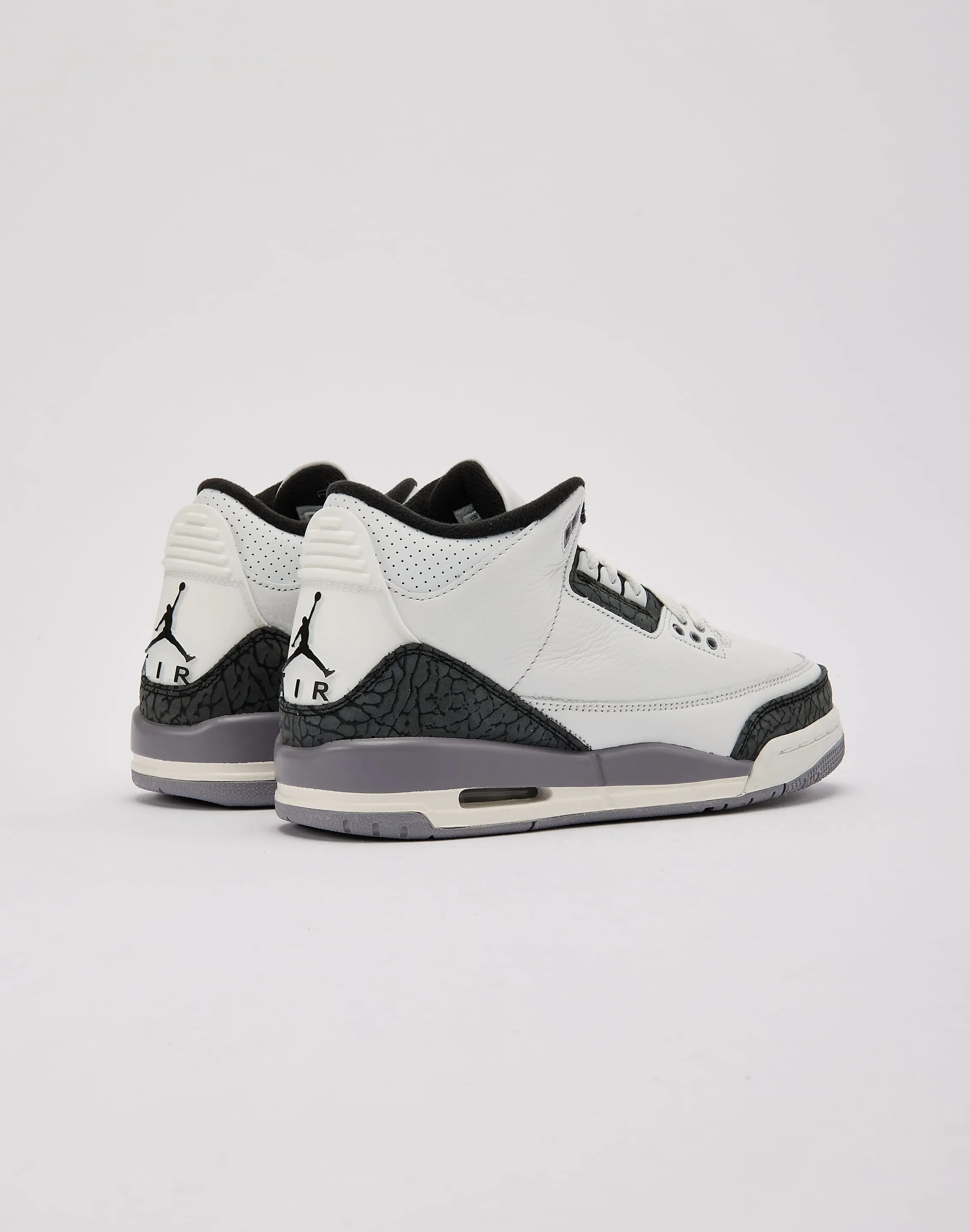 Jordan Air Jordan 3 Retro 'Cement Grey' Grade-School Cold Guard