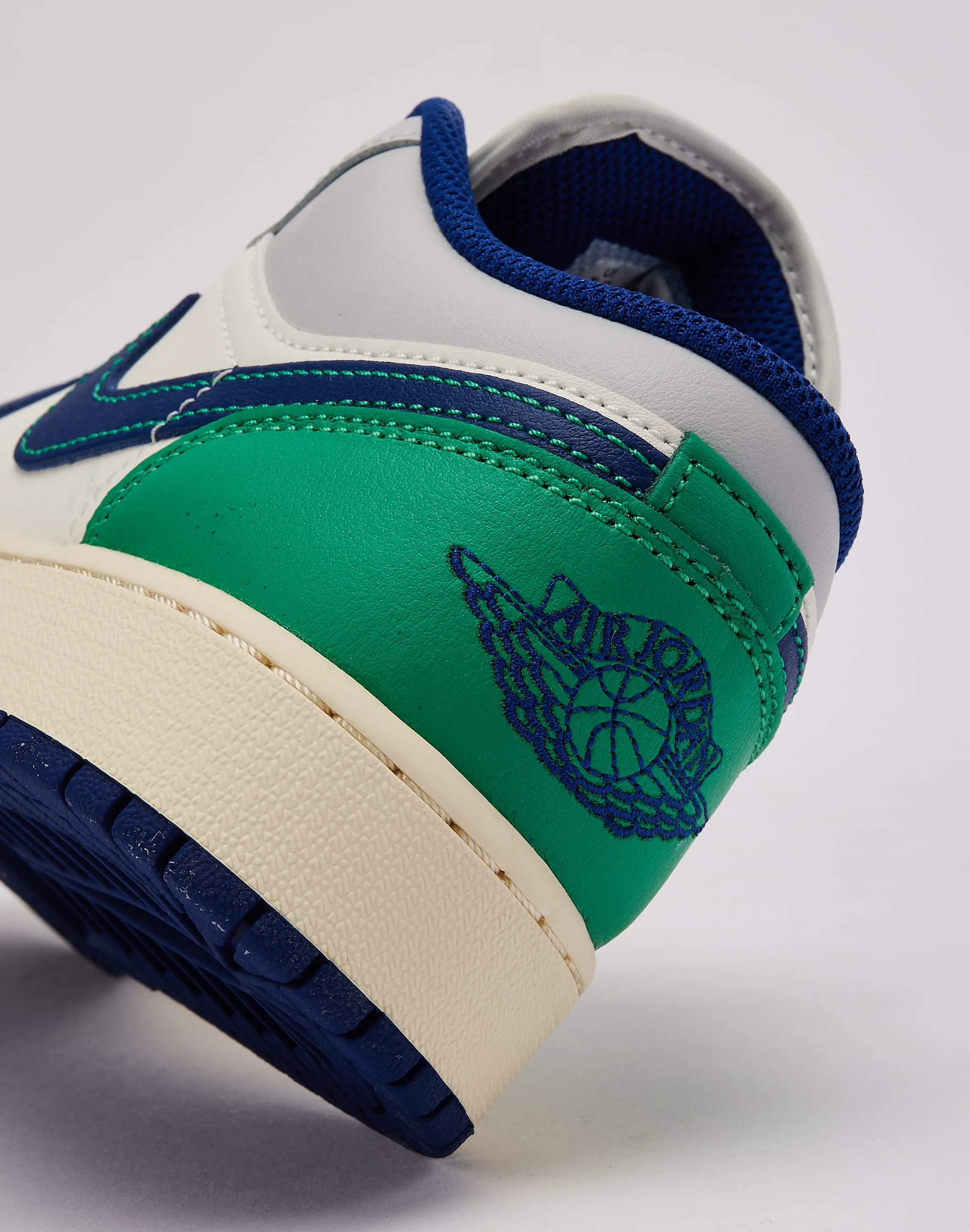Jordan Air Jordan 1 Low Grade-School Party Mood Planet Mood