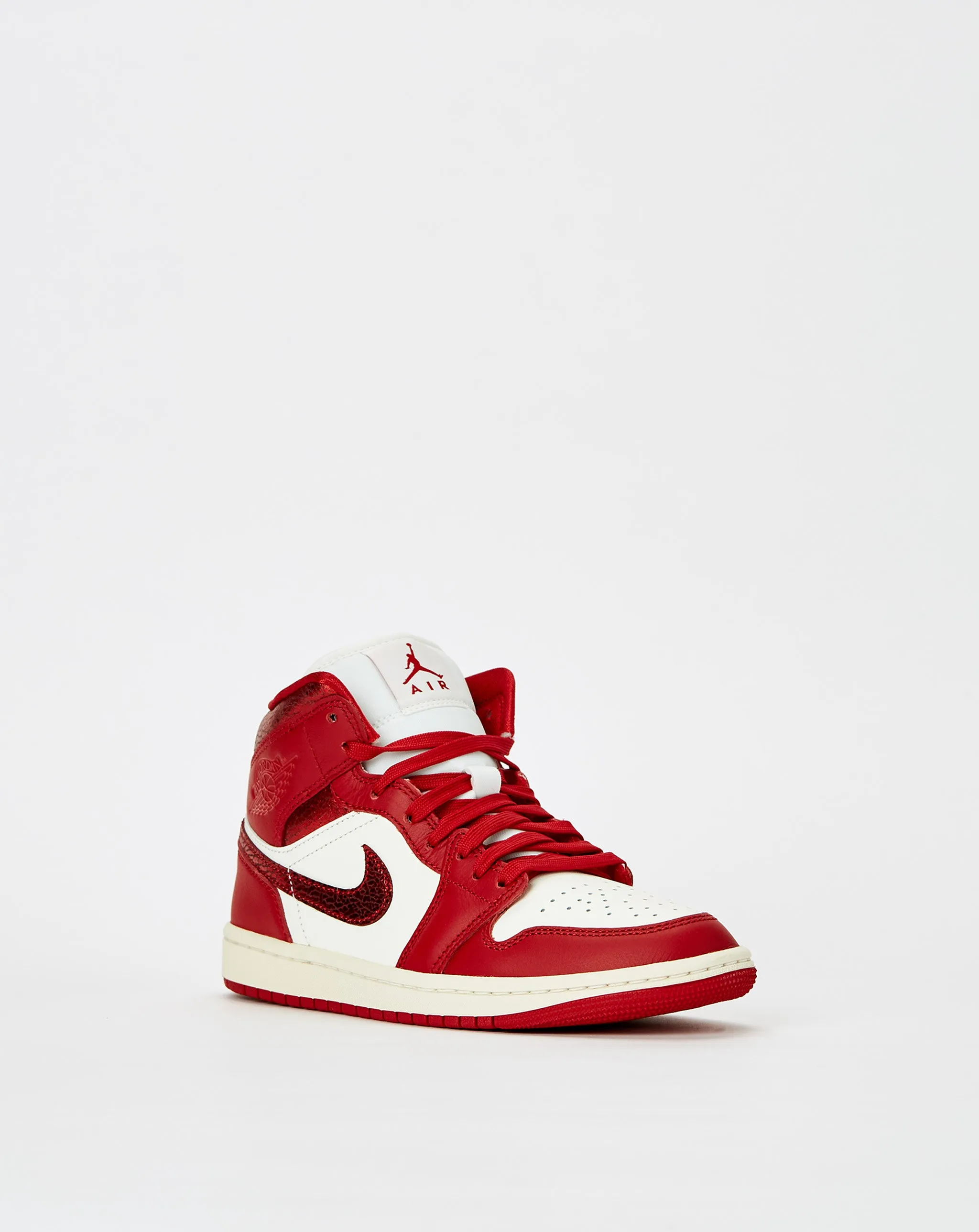 Freeze Proof Street Mood Women's Air Jordan 1 Mid SE