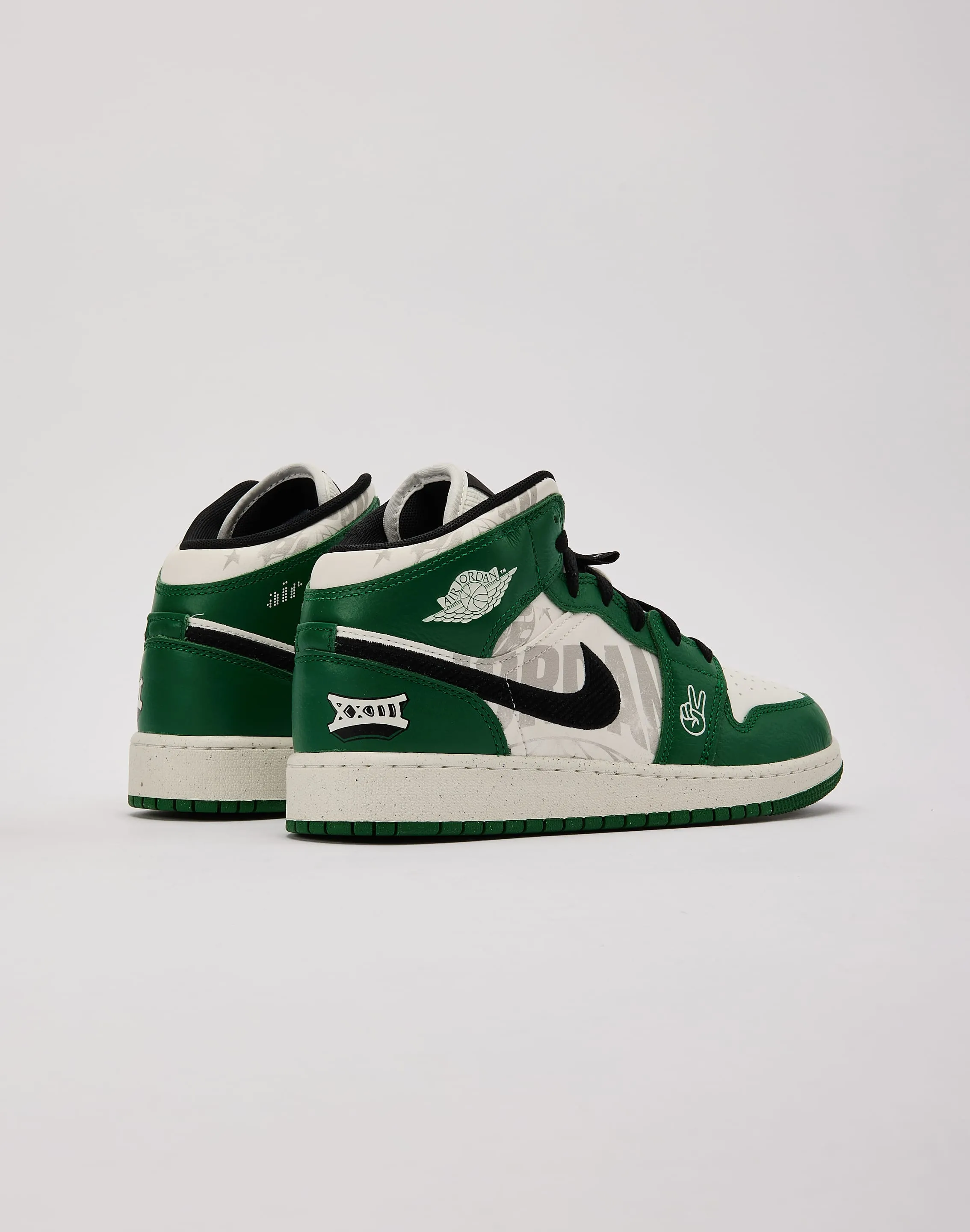 Comfort Run World Walk Jordan Air Jordan 1 Mid SE Grade-School
