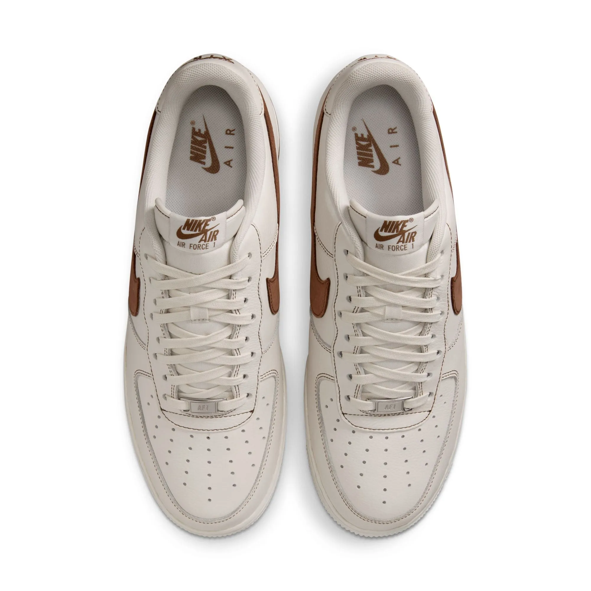 Surf Step Night-Run M Nike Air Force 1 '07 LV8 HQ2037-101