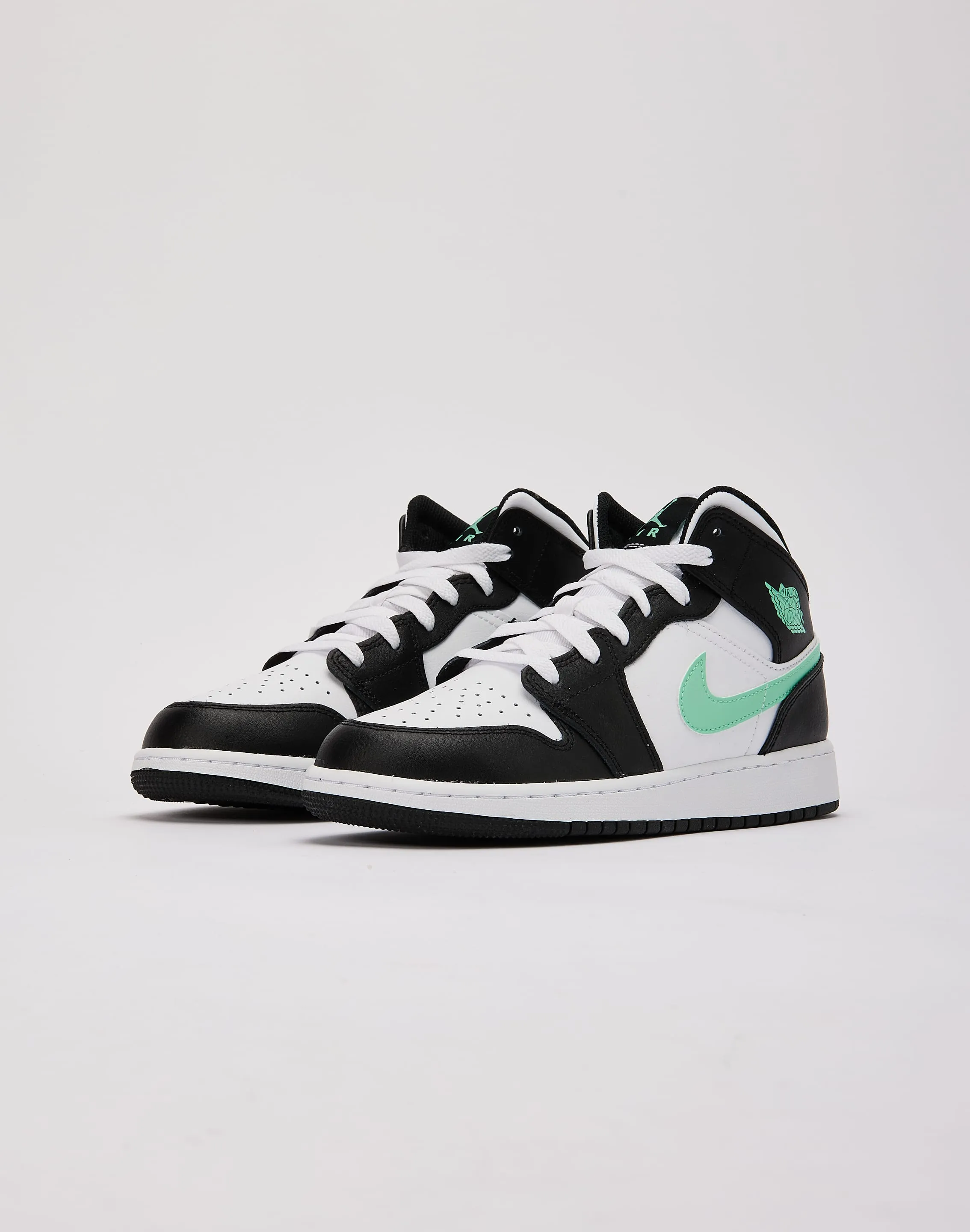 Jordan Air Jordan 1 Mid Grade-School Satin Glow