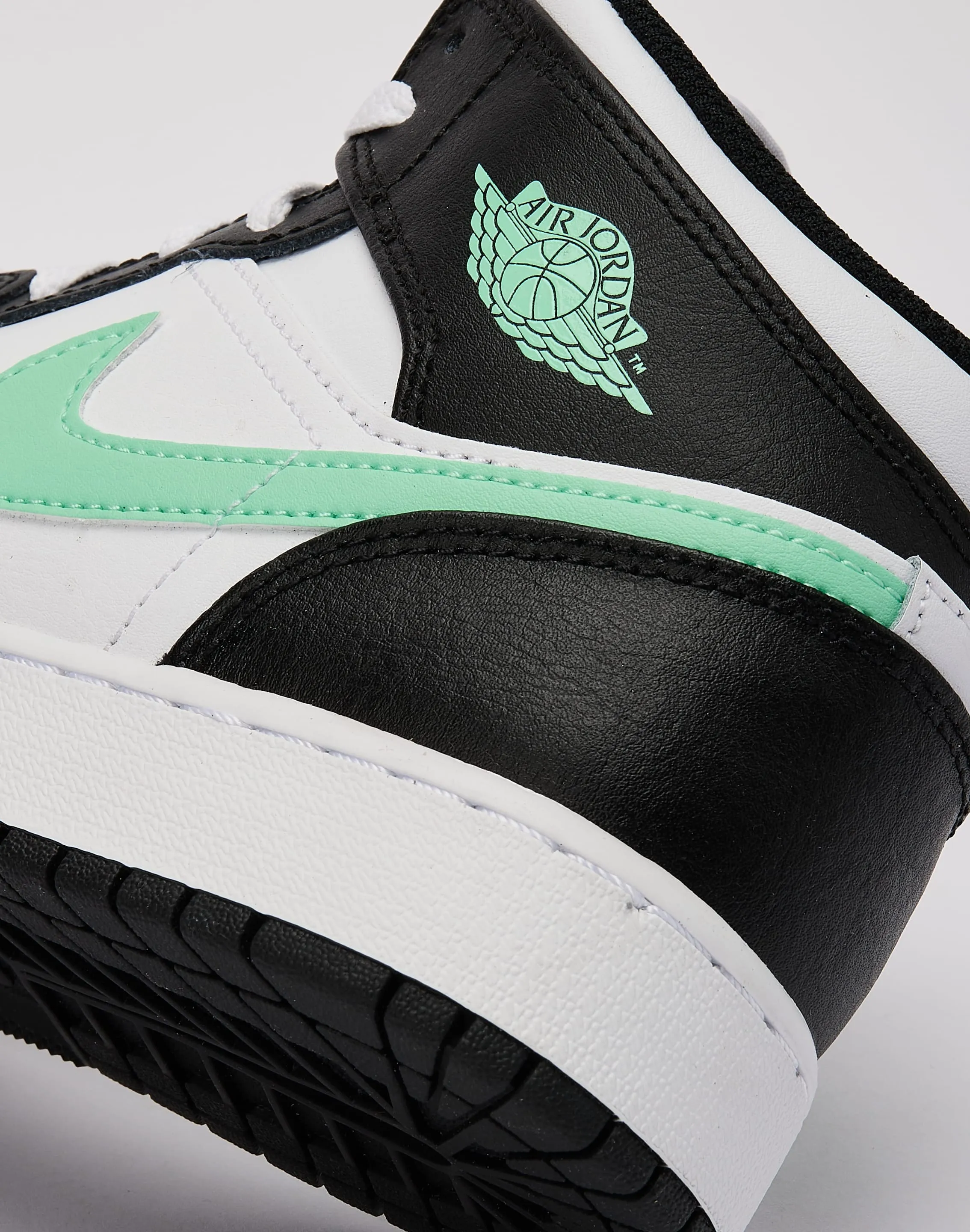 Tone Play Polish Look Jordan Air Jordan 1 Mid Grade-School