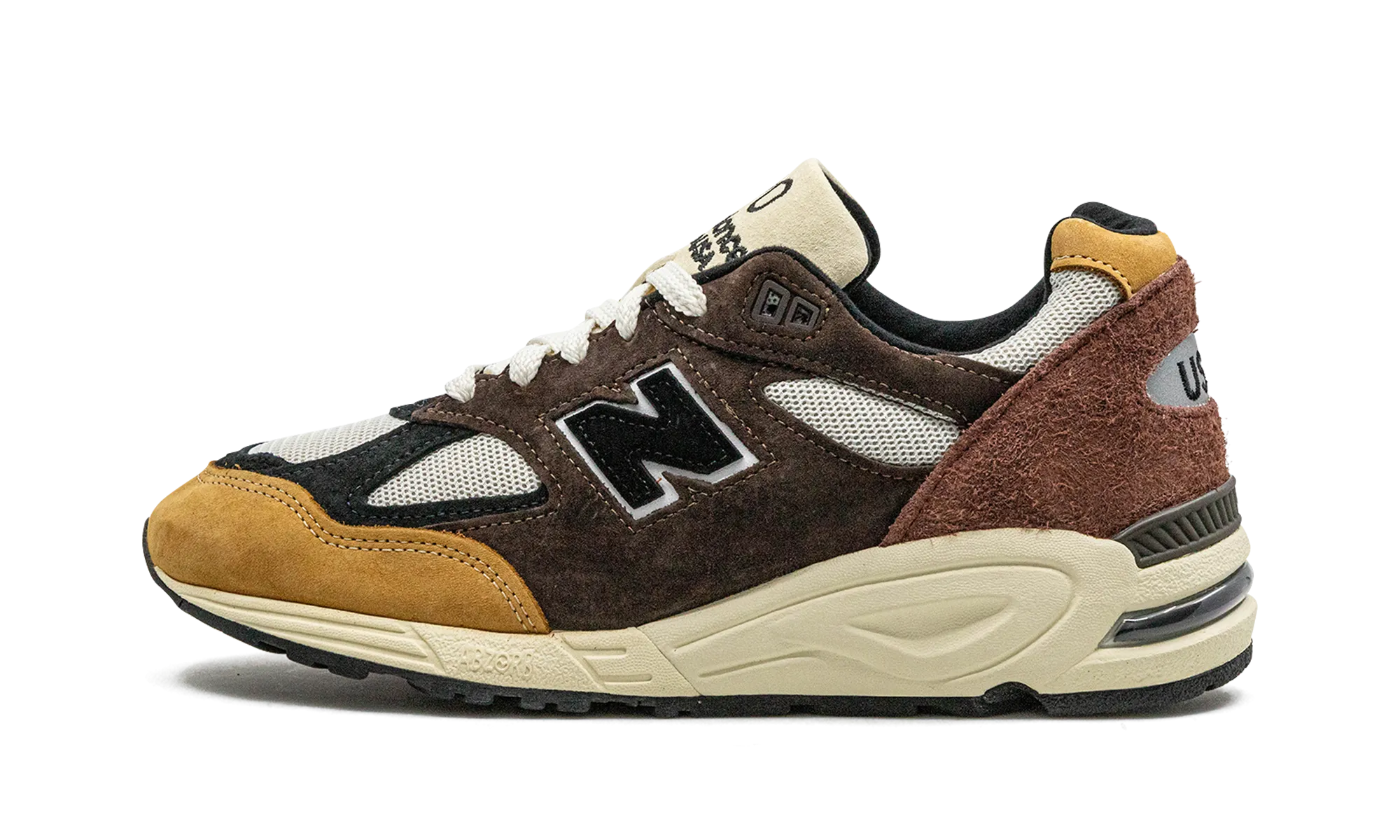 990v2 "Made In USA - Brown" Hold Step Stylish Appearance