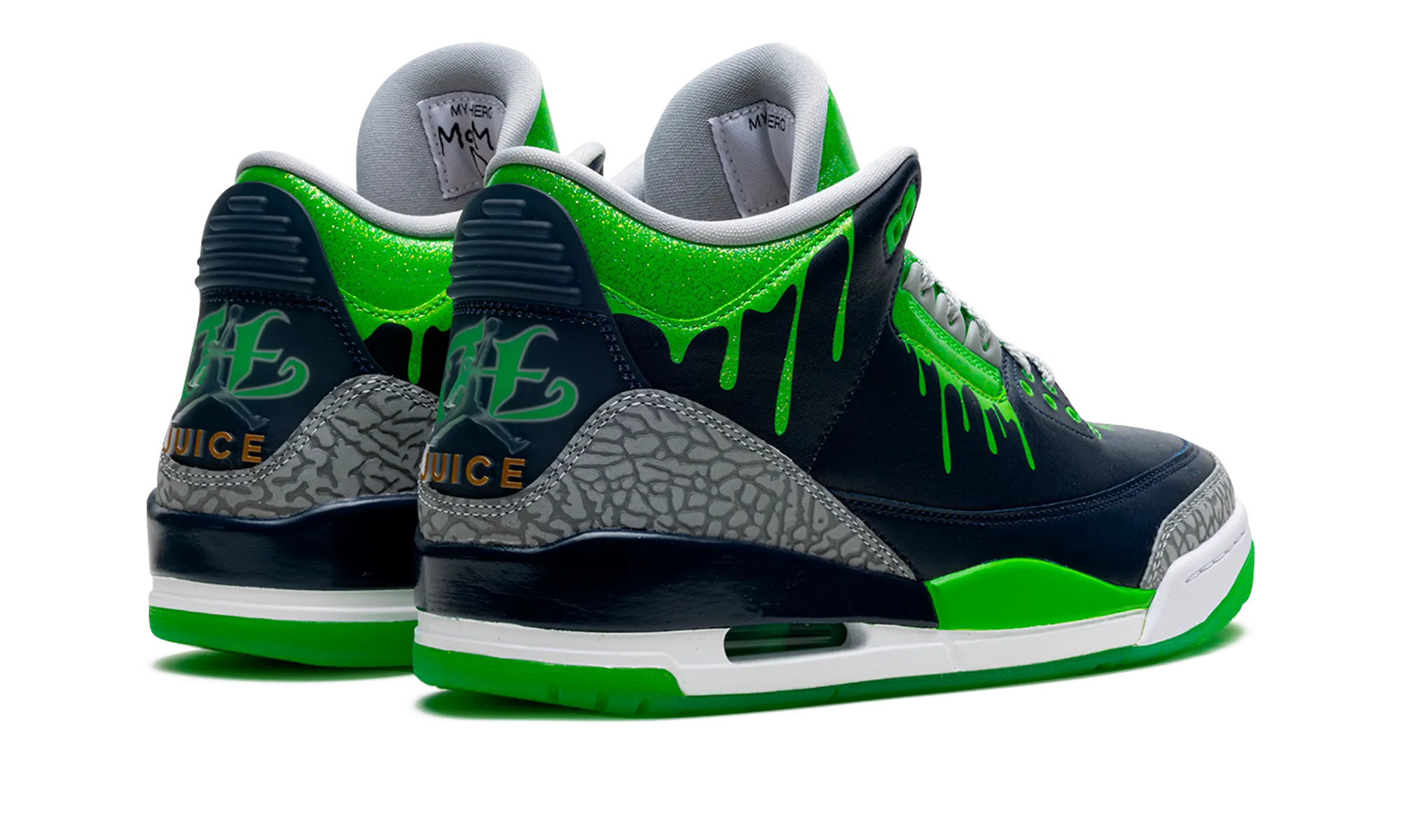 Urban Essential Market Stroll Jordan 3 Retro "Doernbecher Hugo"
