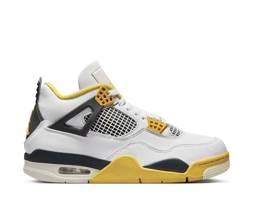Air Jordan 4 Retro "Vivid Sulfur" W Balanced Walk