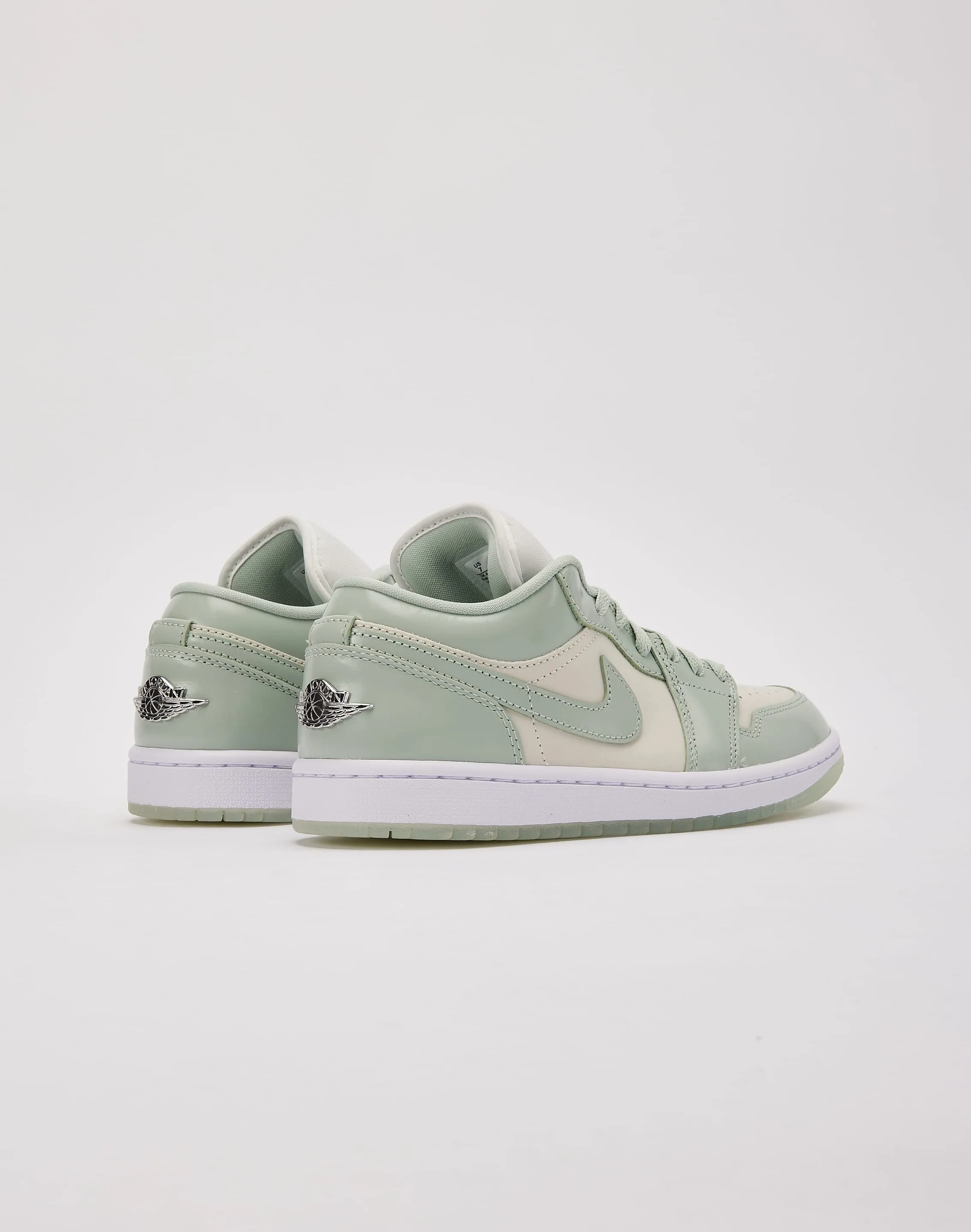 Jordan Air Jordan 1 Low SE Love Path Runway Glow