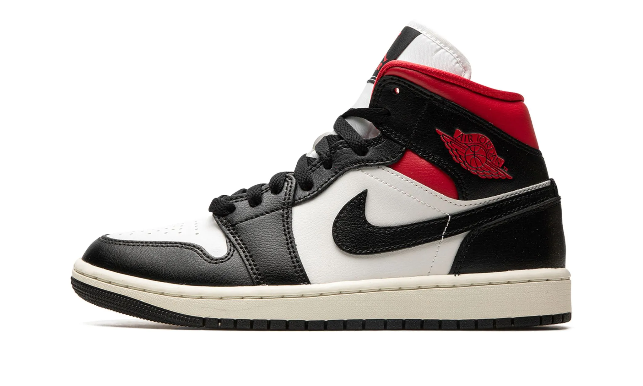 Quiet Traction Outfit Match Wmns Air Jordan 1 Mid Black Sail Gym Red