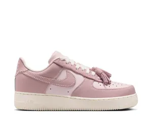Nike Air Force 1 '07 W "Pink Oxford" Motion Ease Park Walk