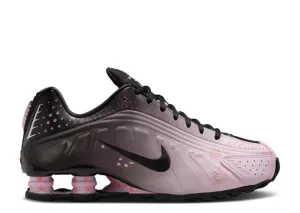 teenagers' style Nike Shox R4 Sakura