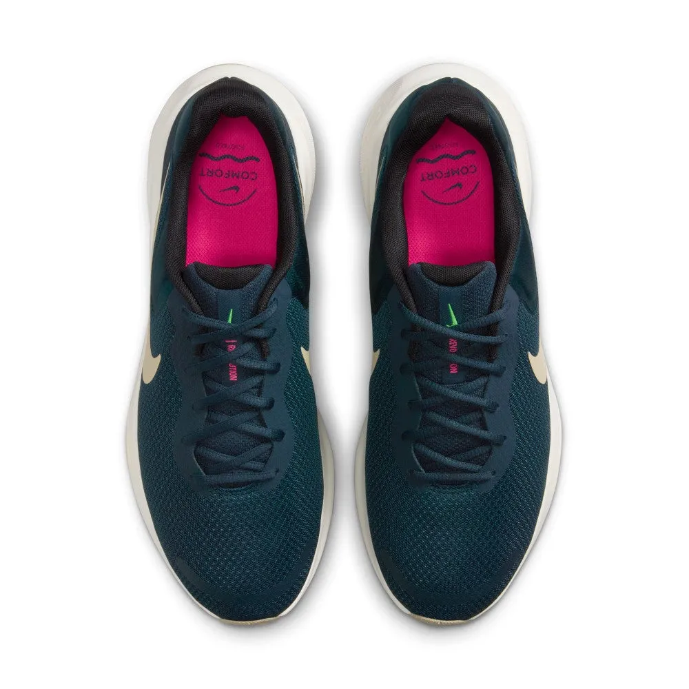 Revolution 7 Running Shoes windproof - feature shoes