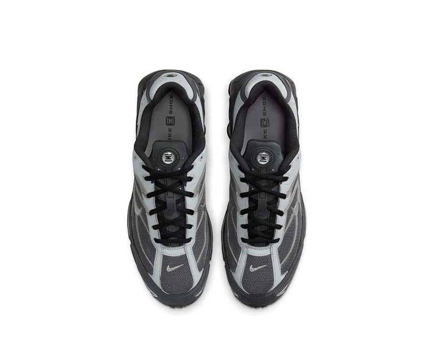 running in a train station area shoes Nike Shox Ride 2 "Graphite"